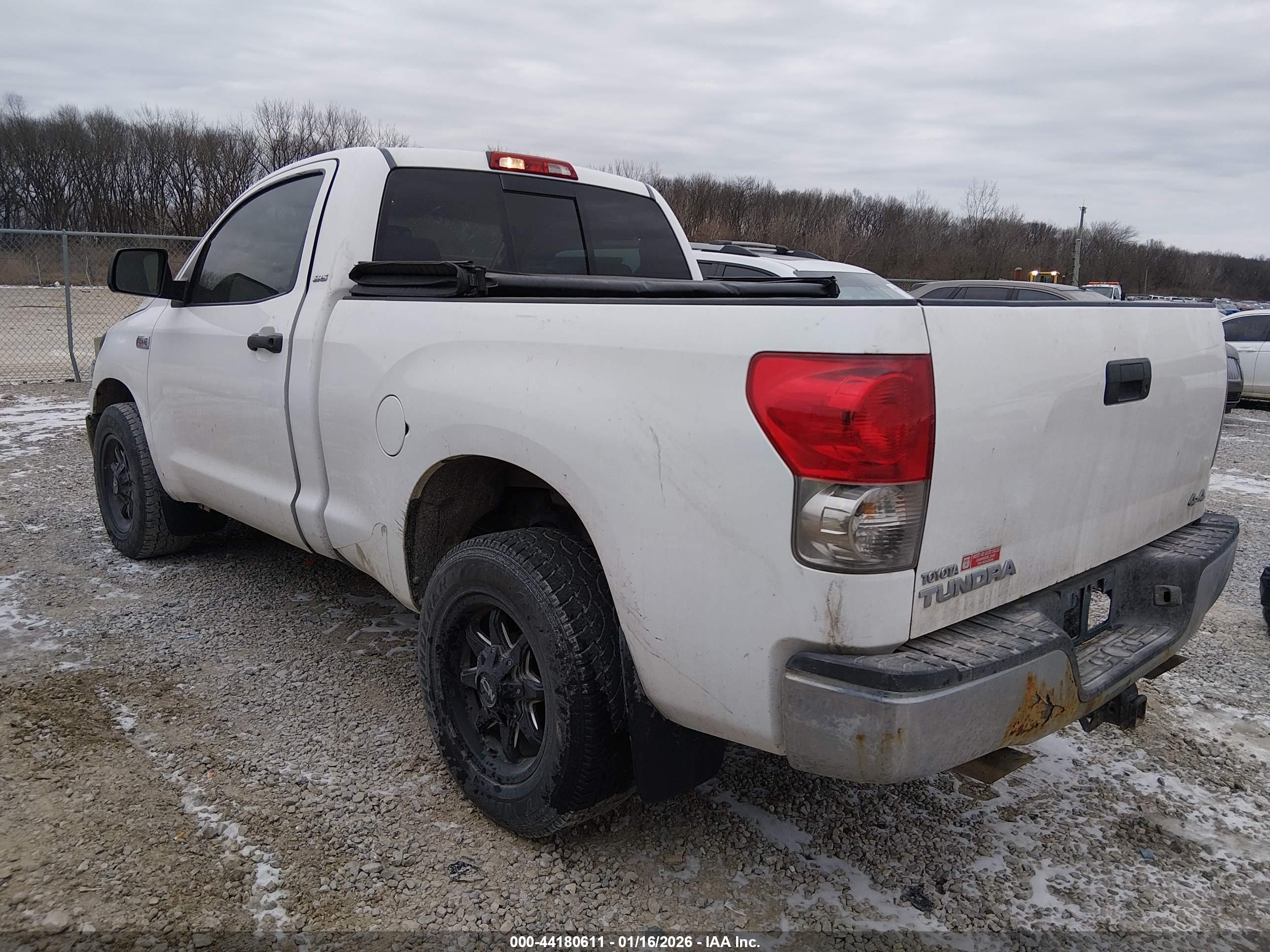 TOYOTA TUNDRA image 3