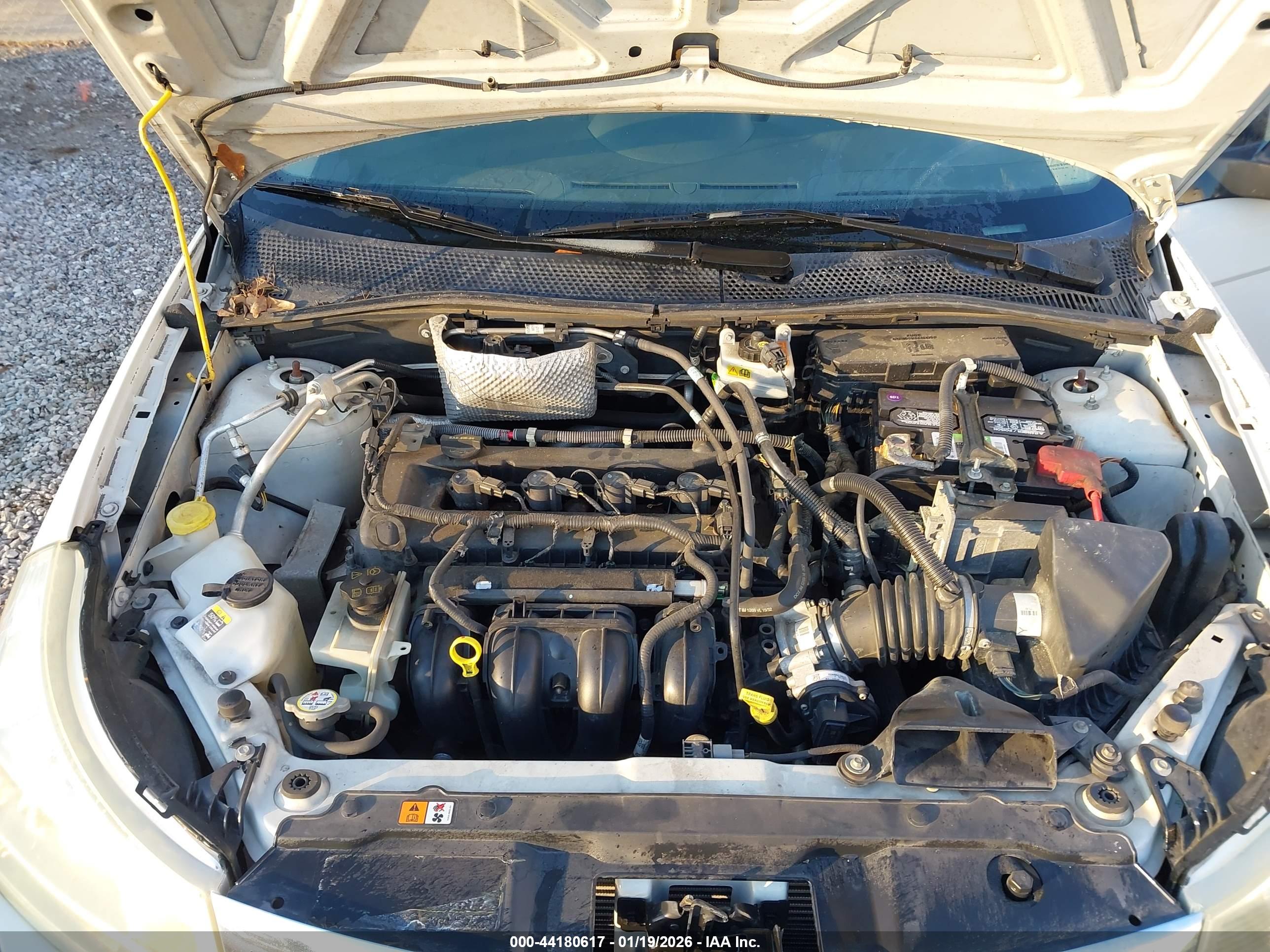 FORD FOCUS image 10