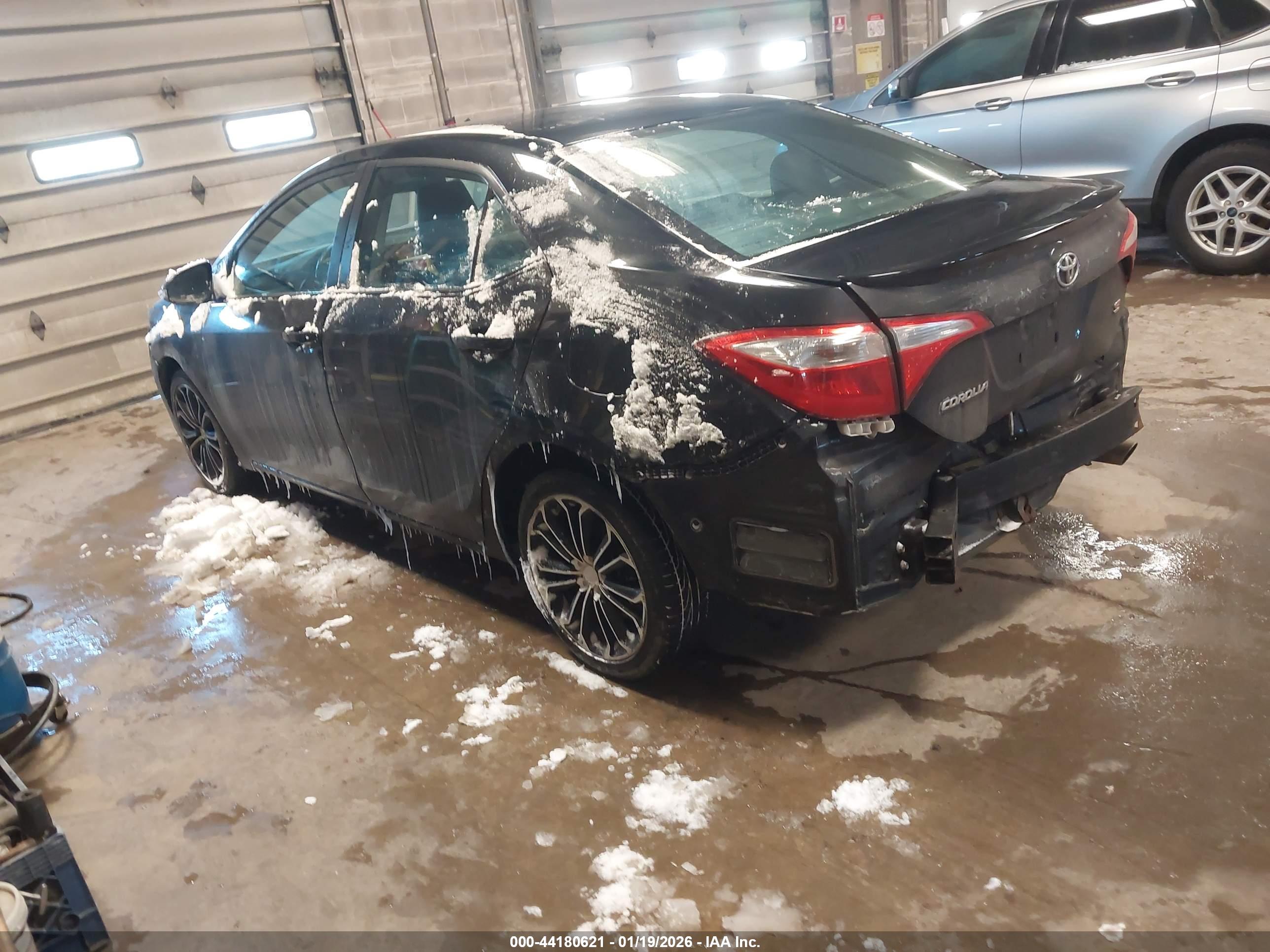 TOYOTA COROLLA image 3