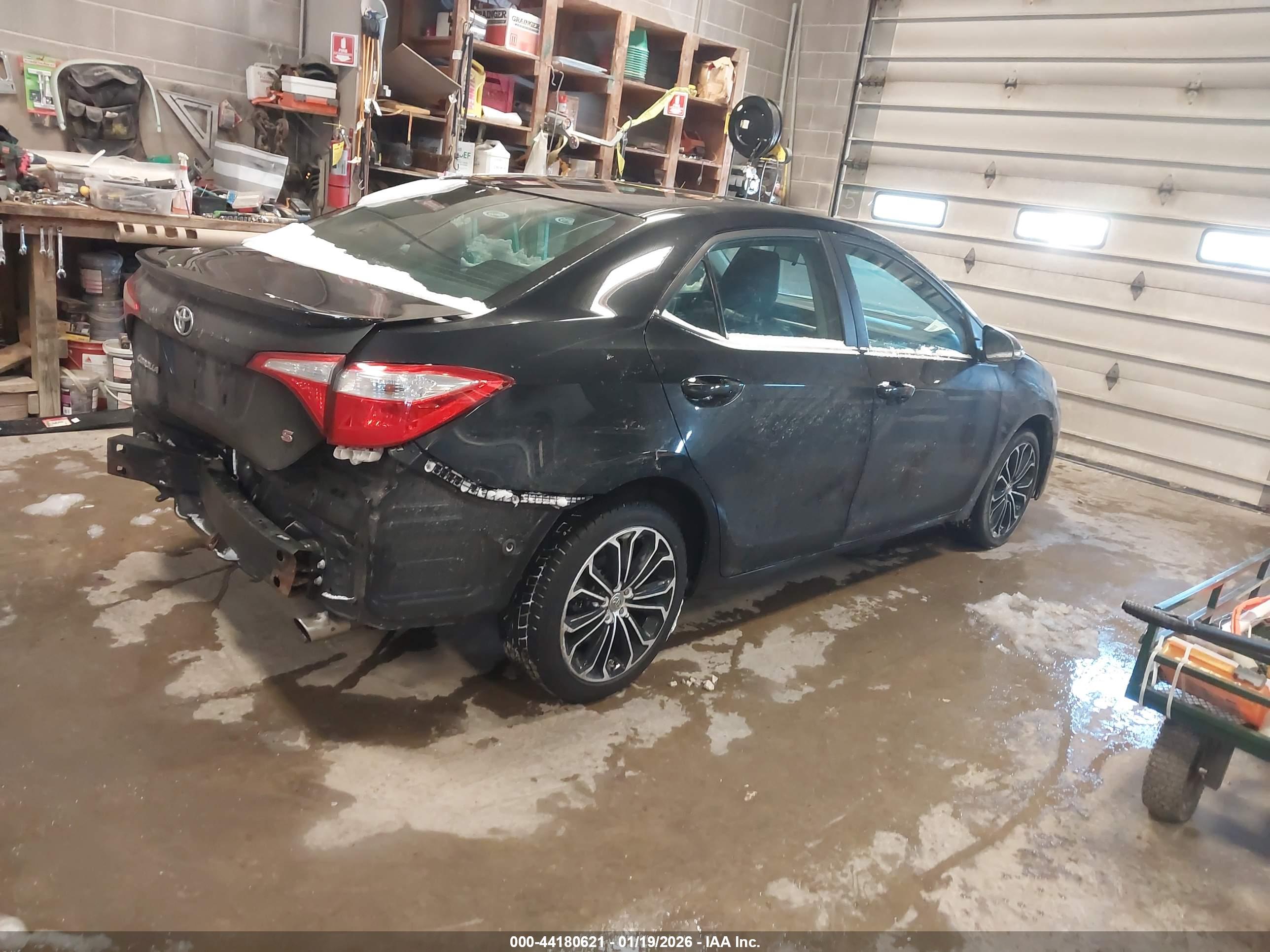 TOYOTA COROLLA image 4