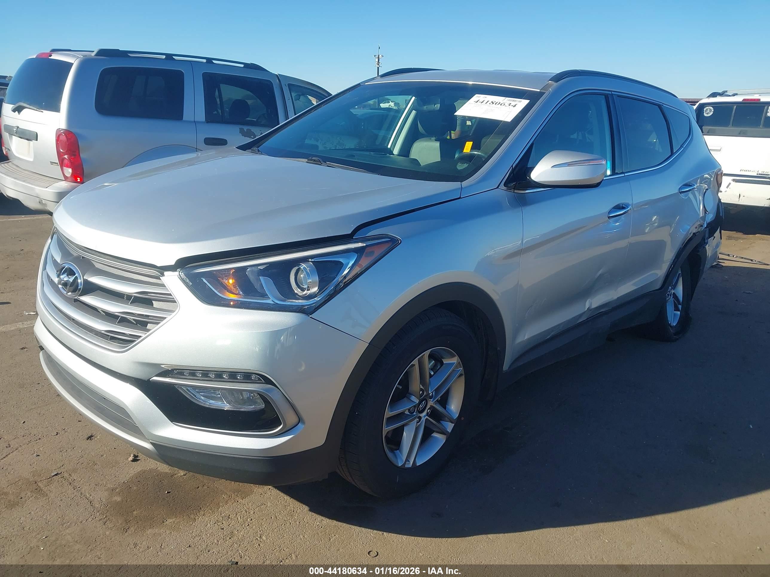 HYUNDAI SANTA image 2