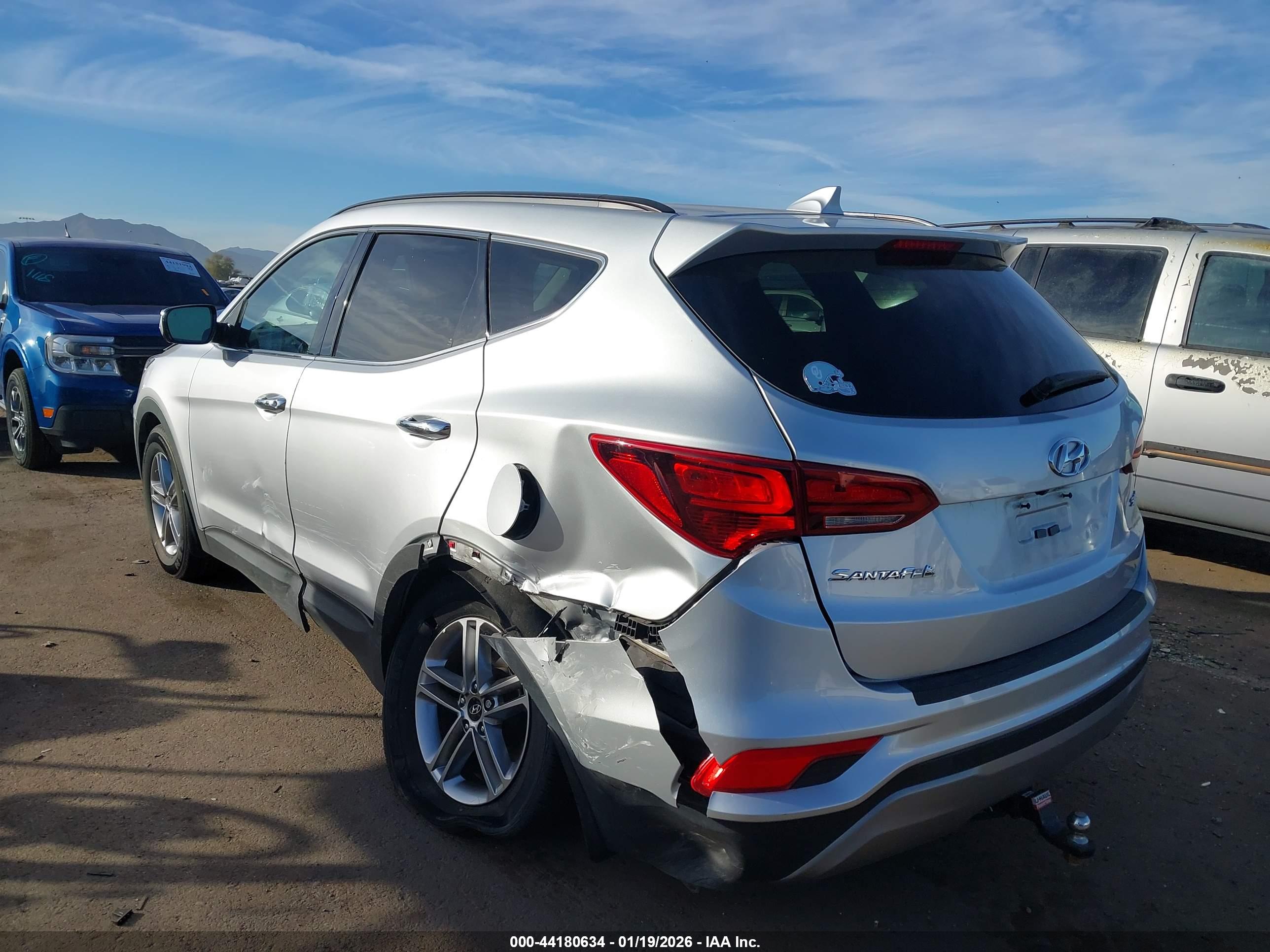 HYUNDAI SANTA image 6