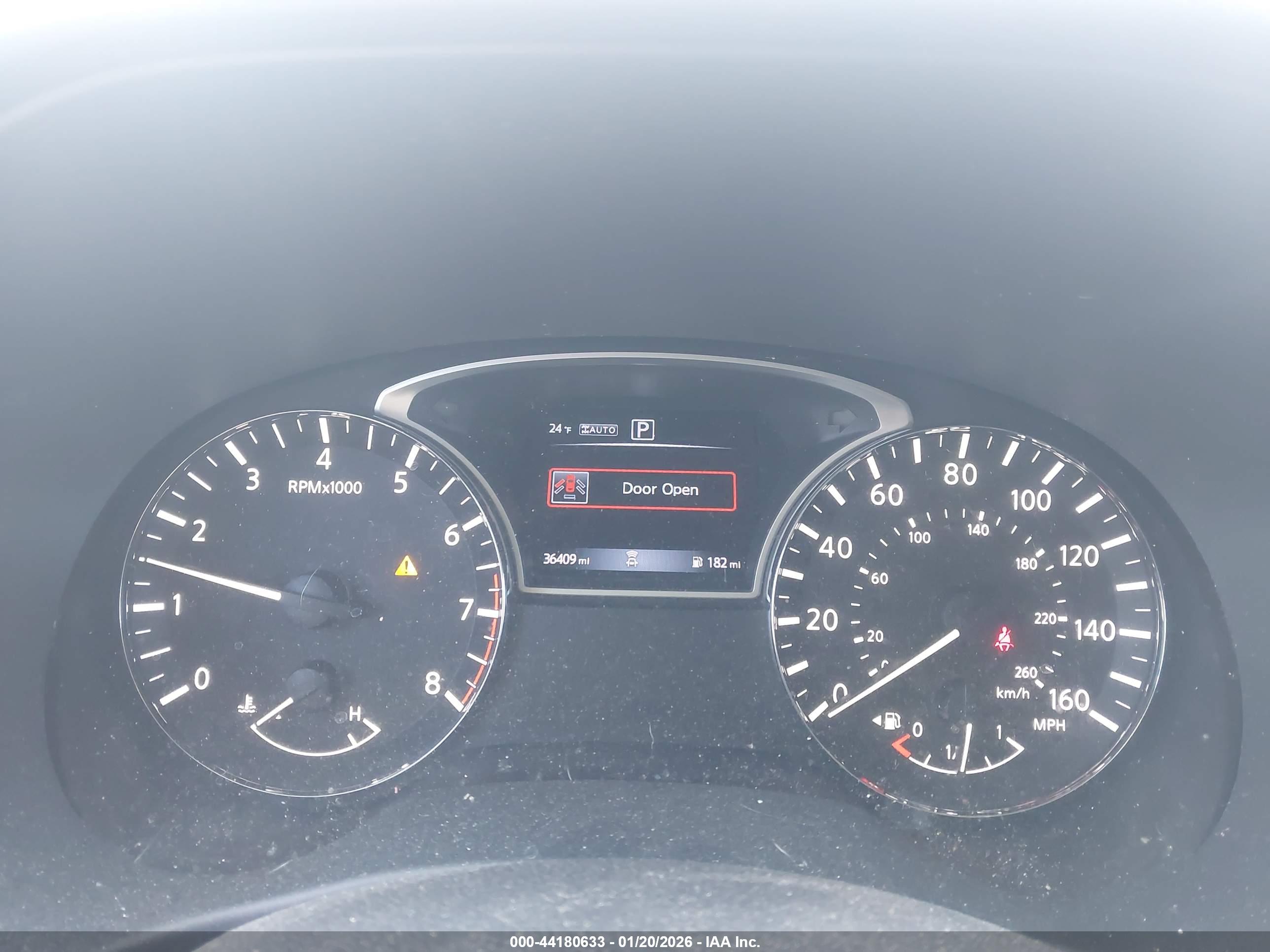 NISSAN PATHFINDER image 7