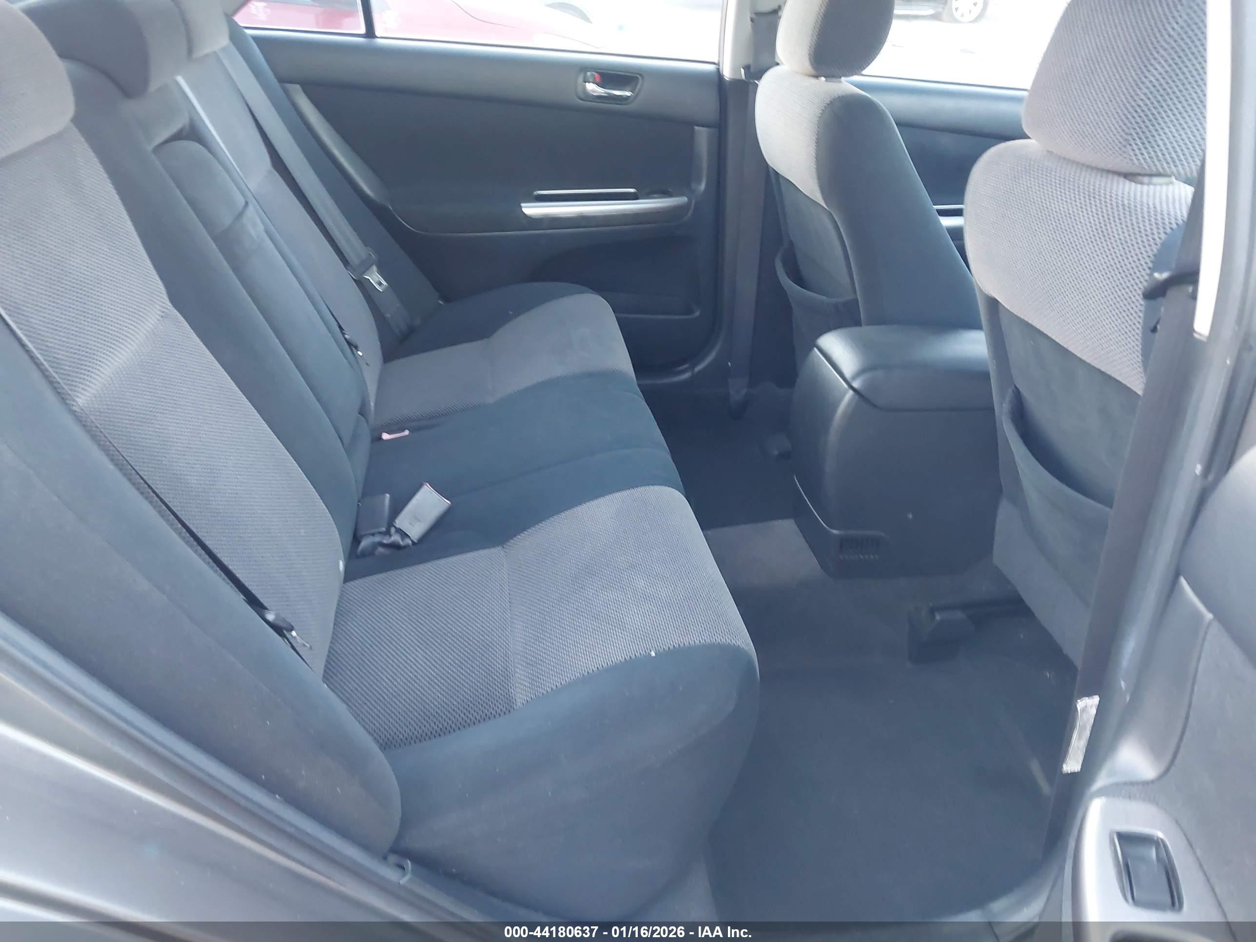 TOYOTA CAMRY image 8