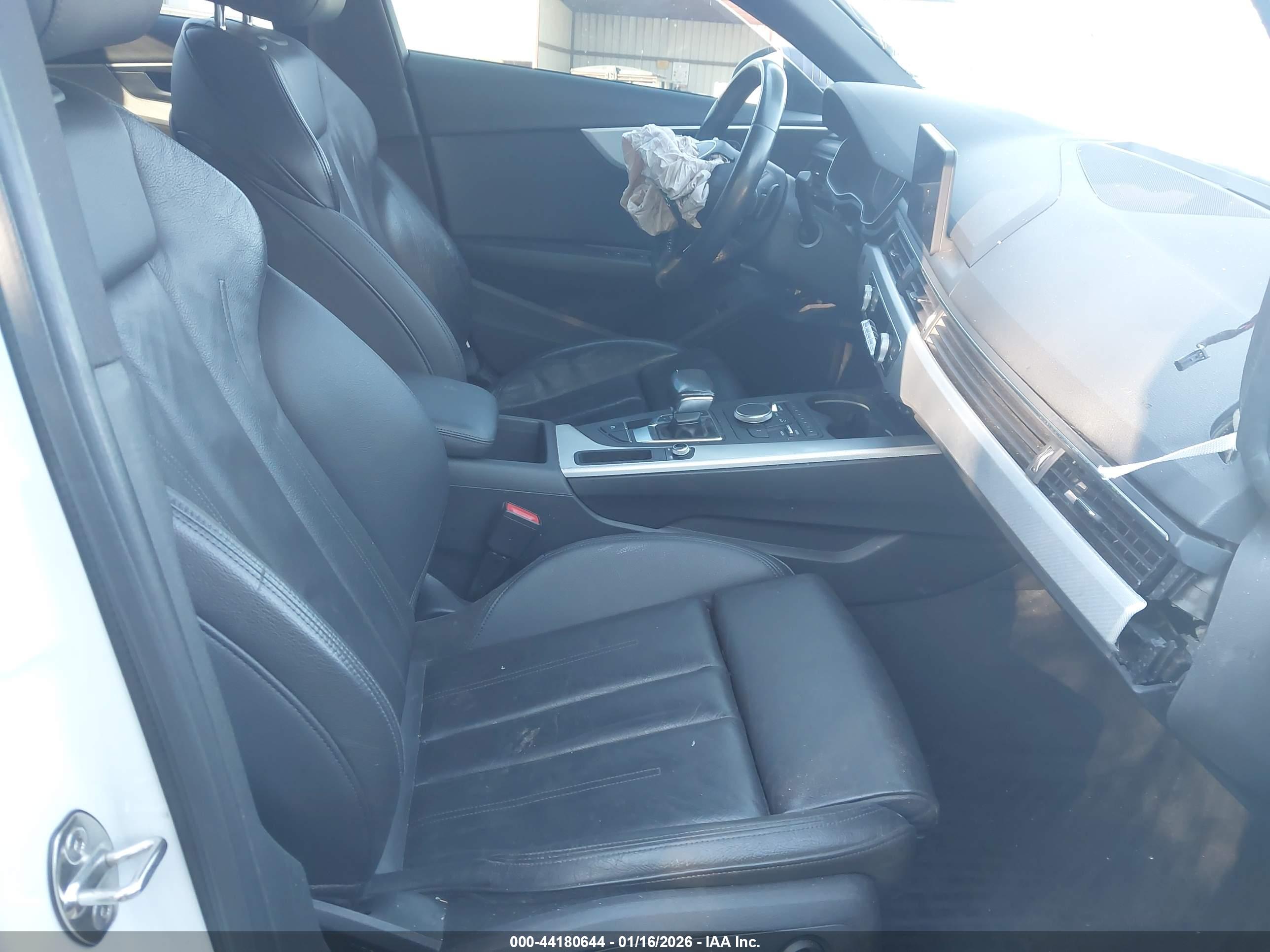AUDI A4 image 5