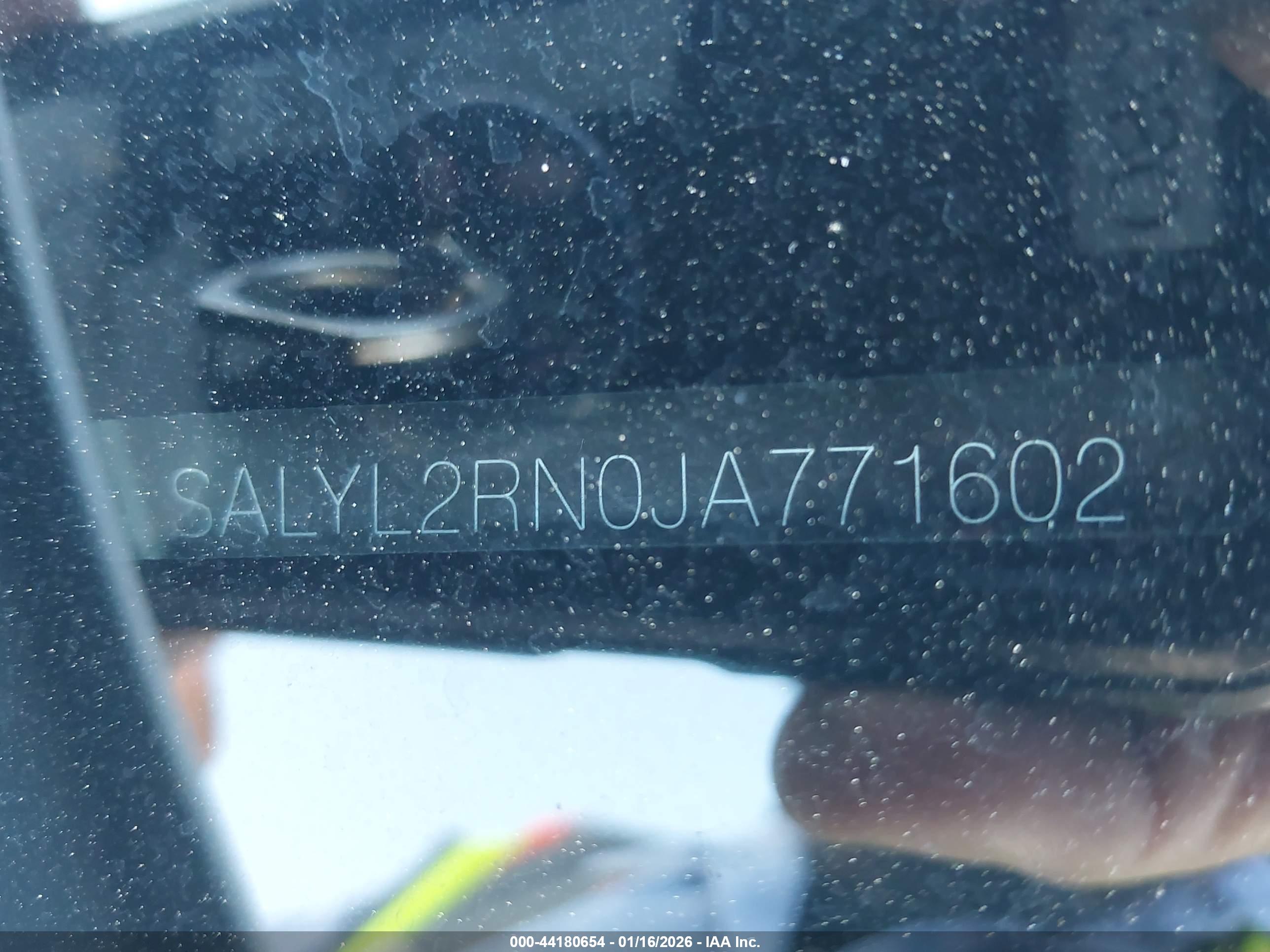 LAND ROVER image 9