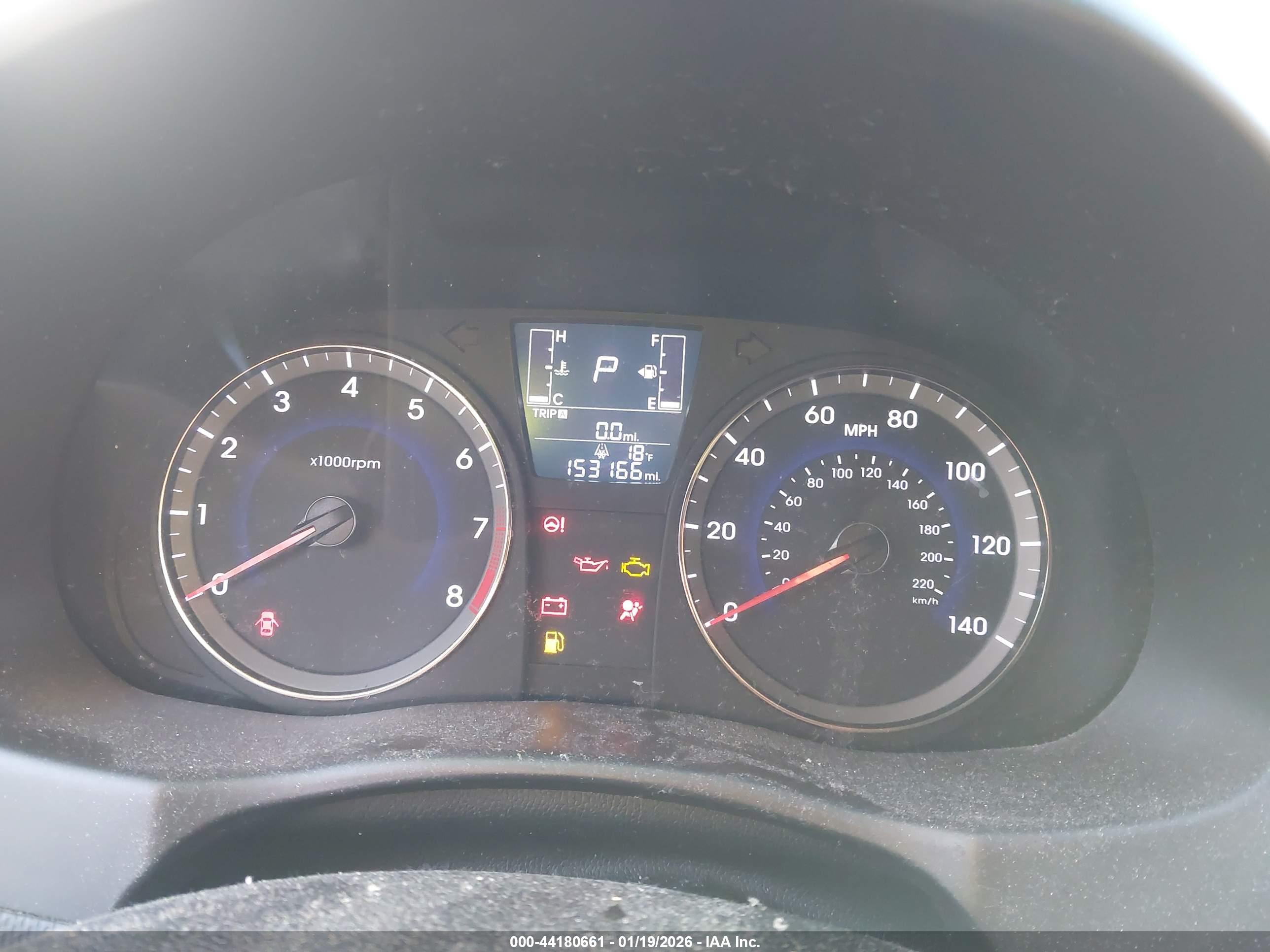 HYUNDAI ACCENT image 7