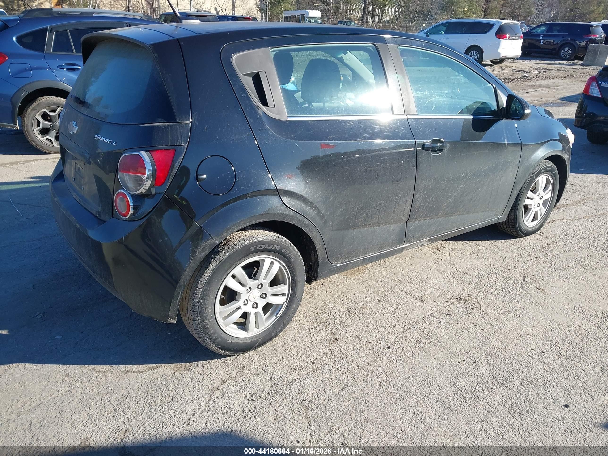 CHEVROLET SONIC image 4