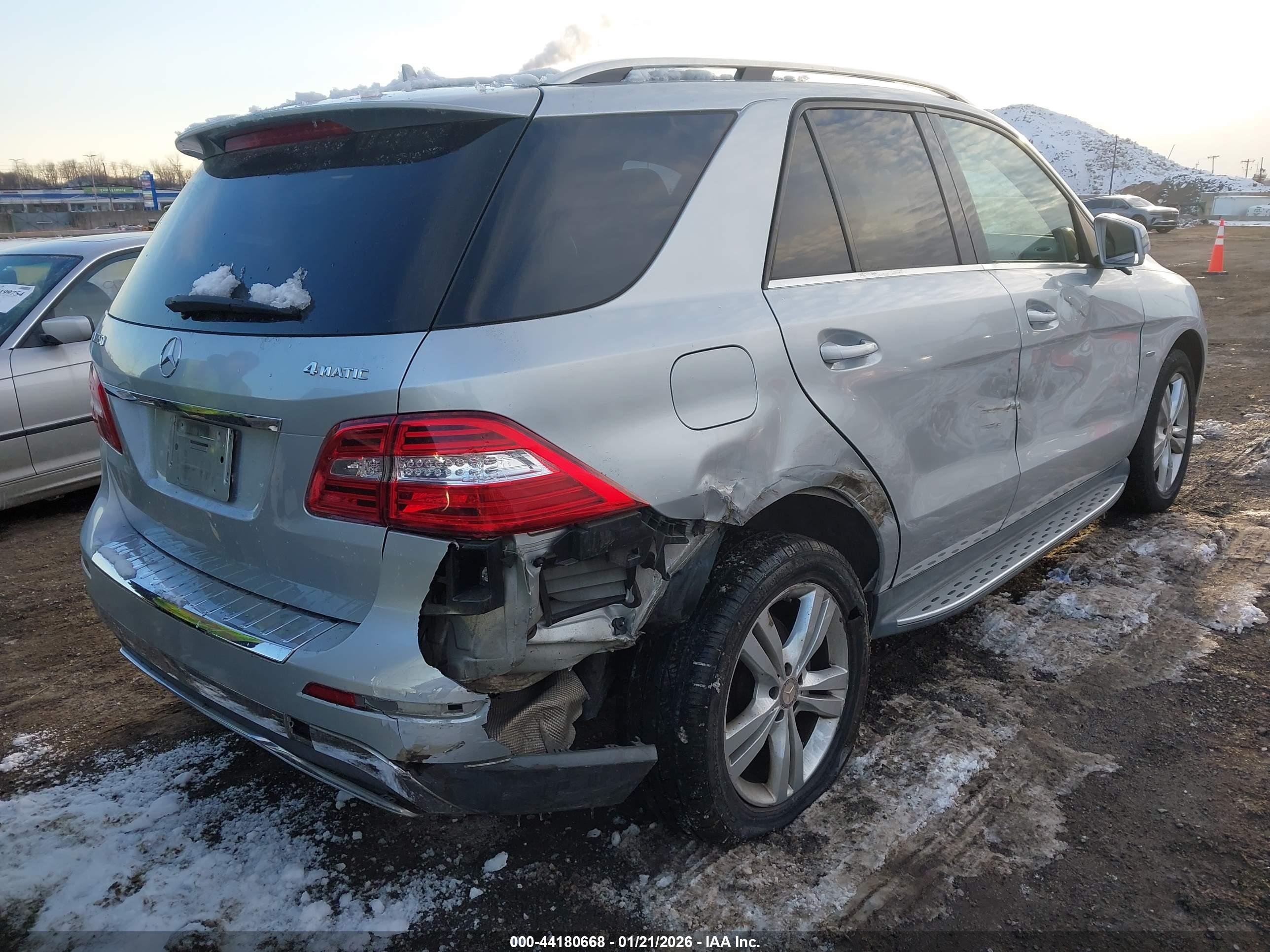 MERCEDES-BENZ ML image 4