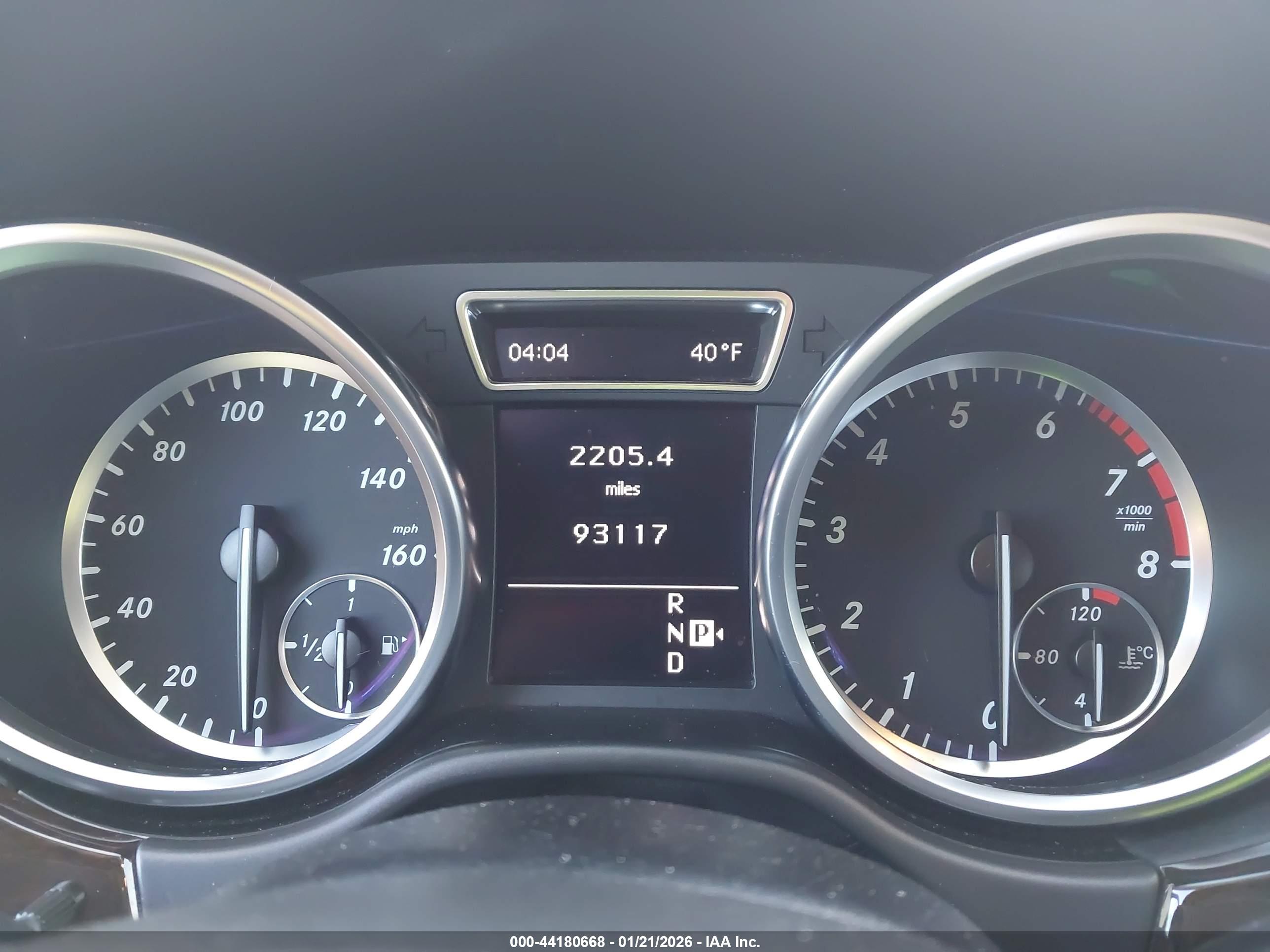MERCEDES-BENZ ML image 7