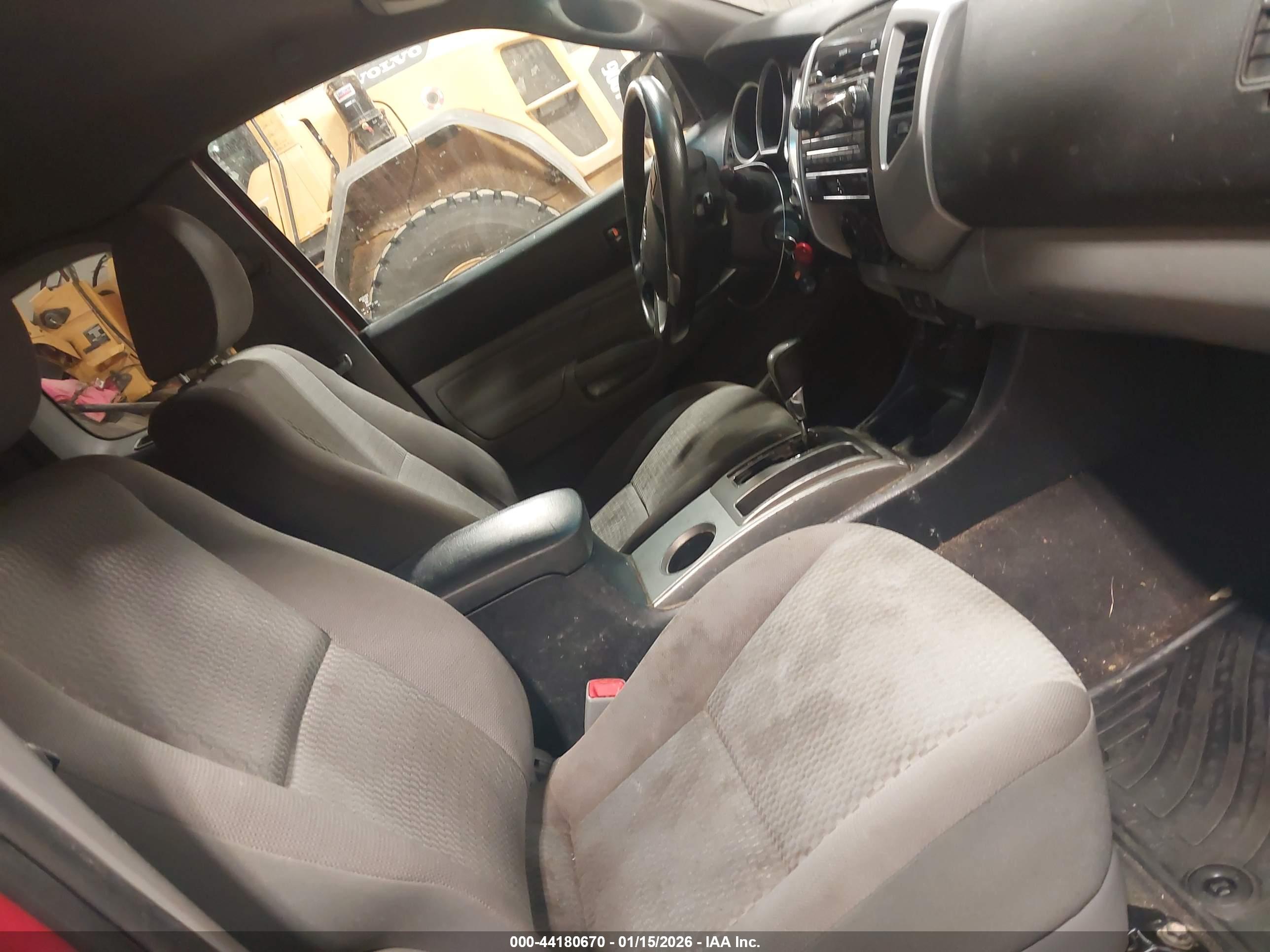 TOYOTA TACOMA image 5