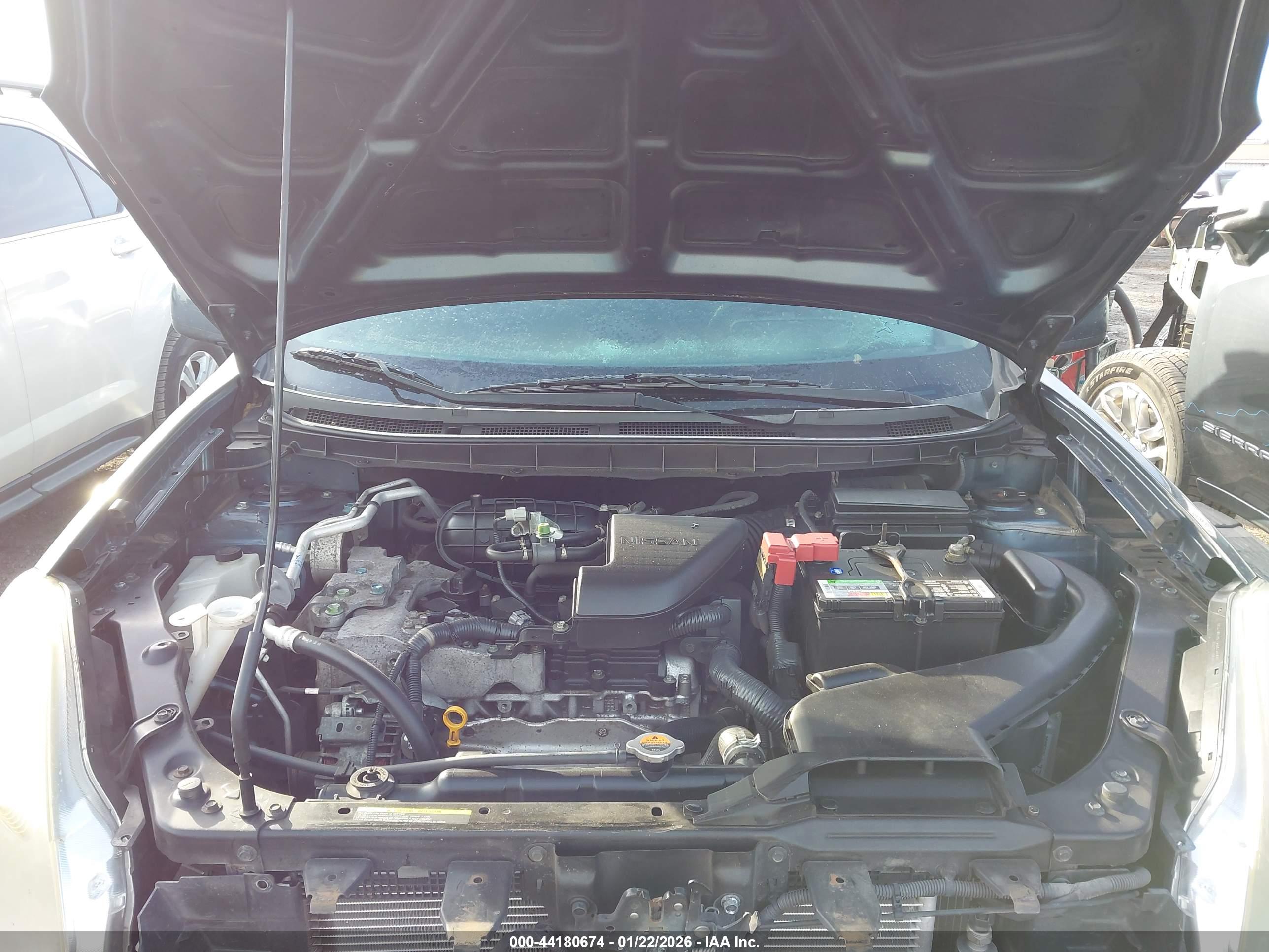 NISSAN ROGUE image 10