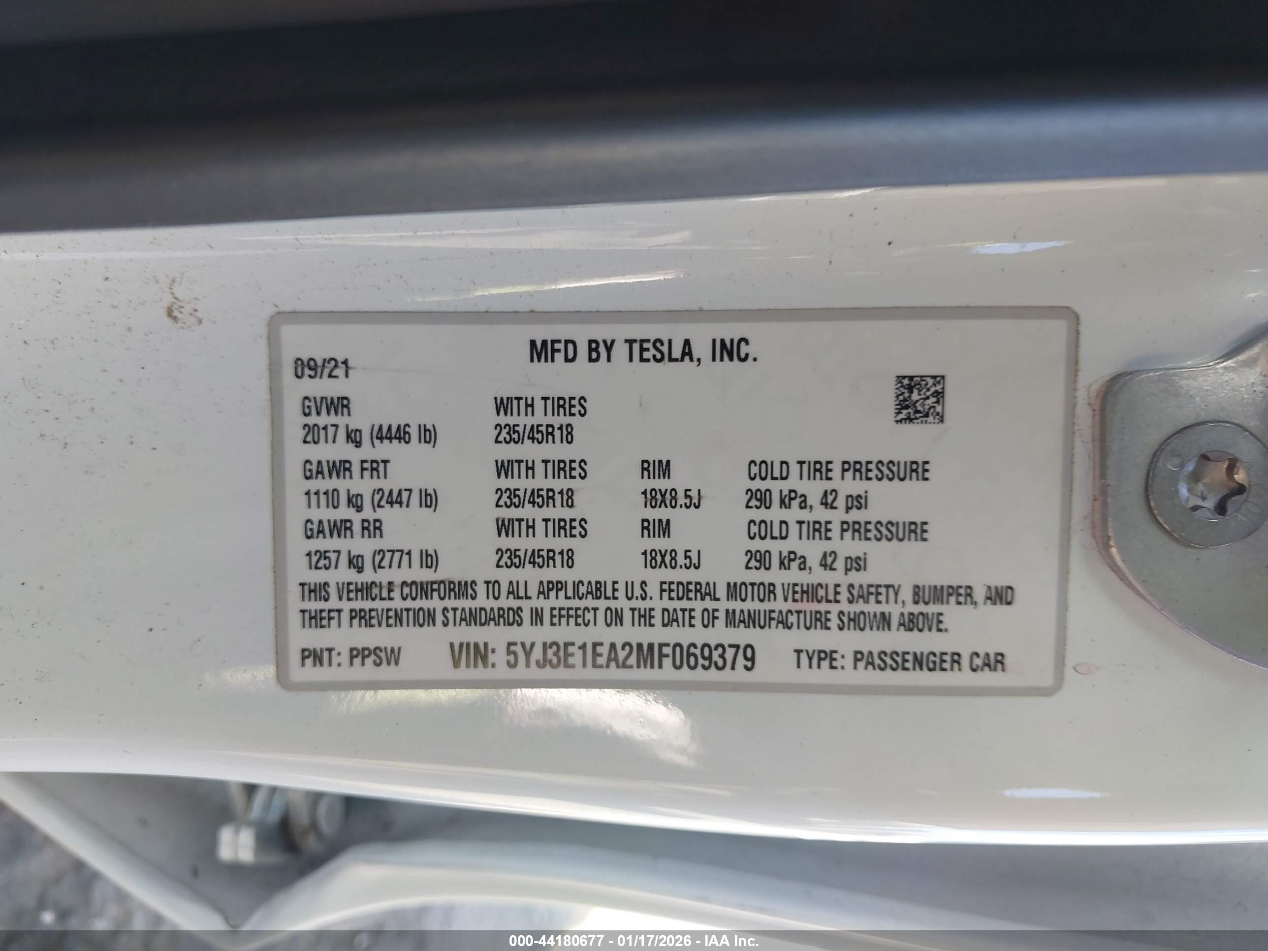 TESLA MODEL image 9