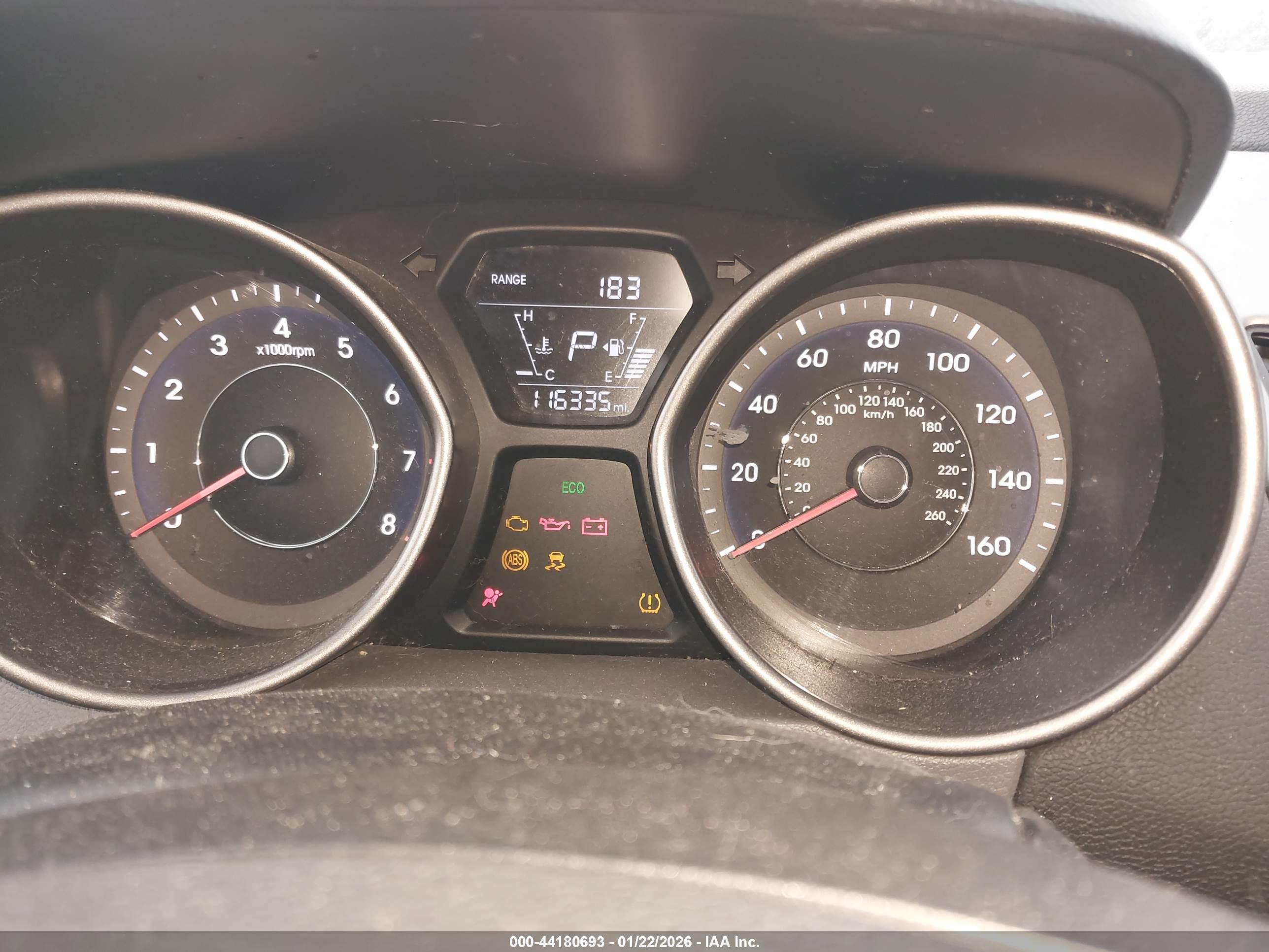 HYUNDAI ELANTRA image 7