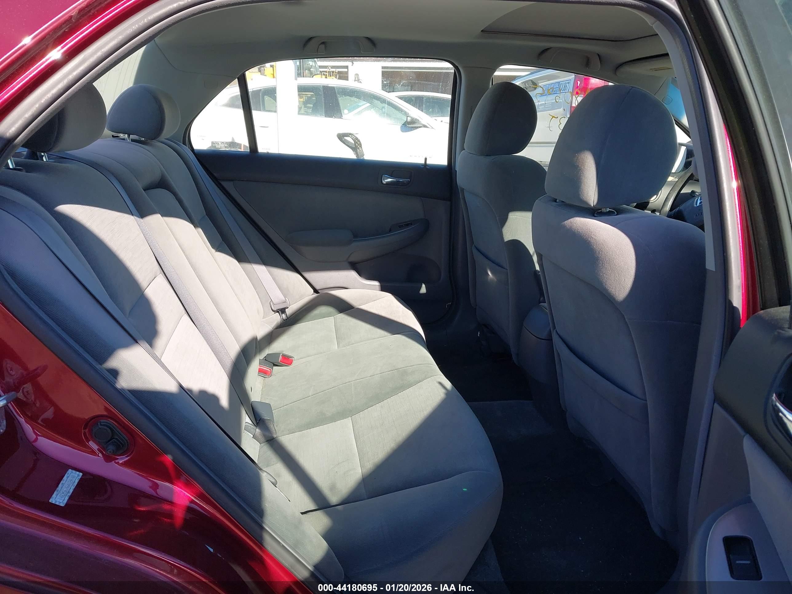 HONDA ACCORD image 8
