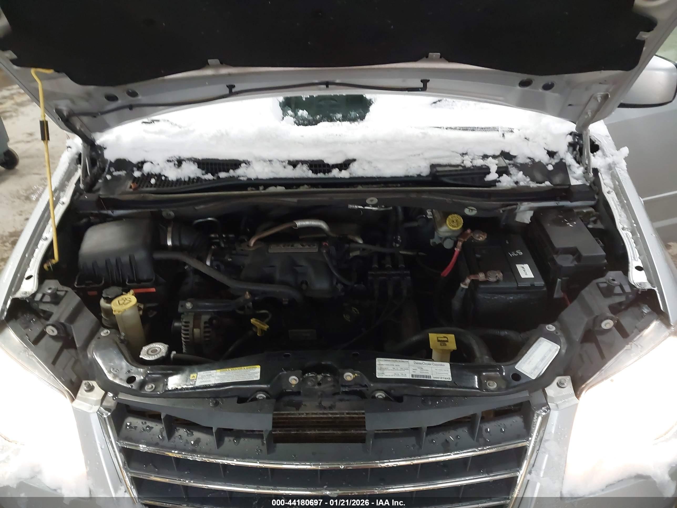 CHRYSLER TOWN image 10