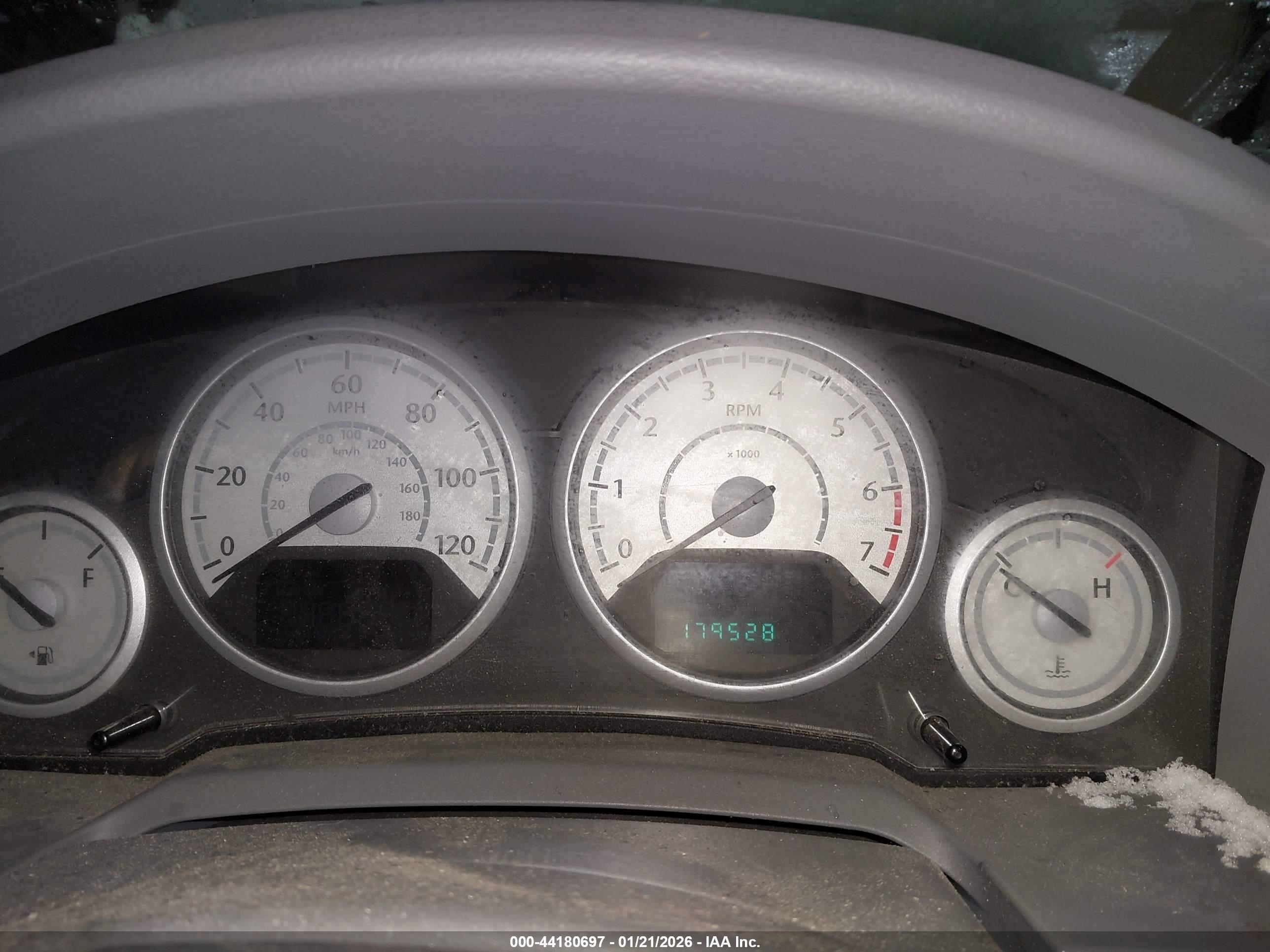 CHRYSLER TOWN image 7