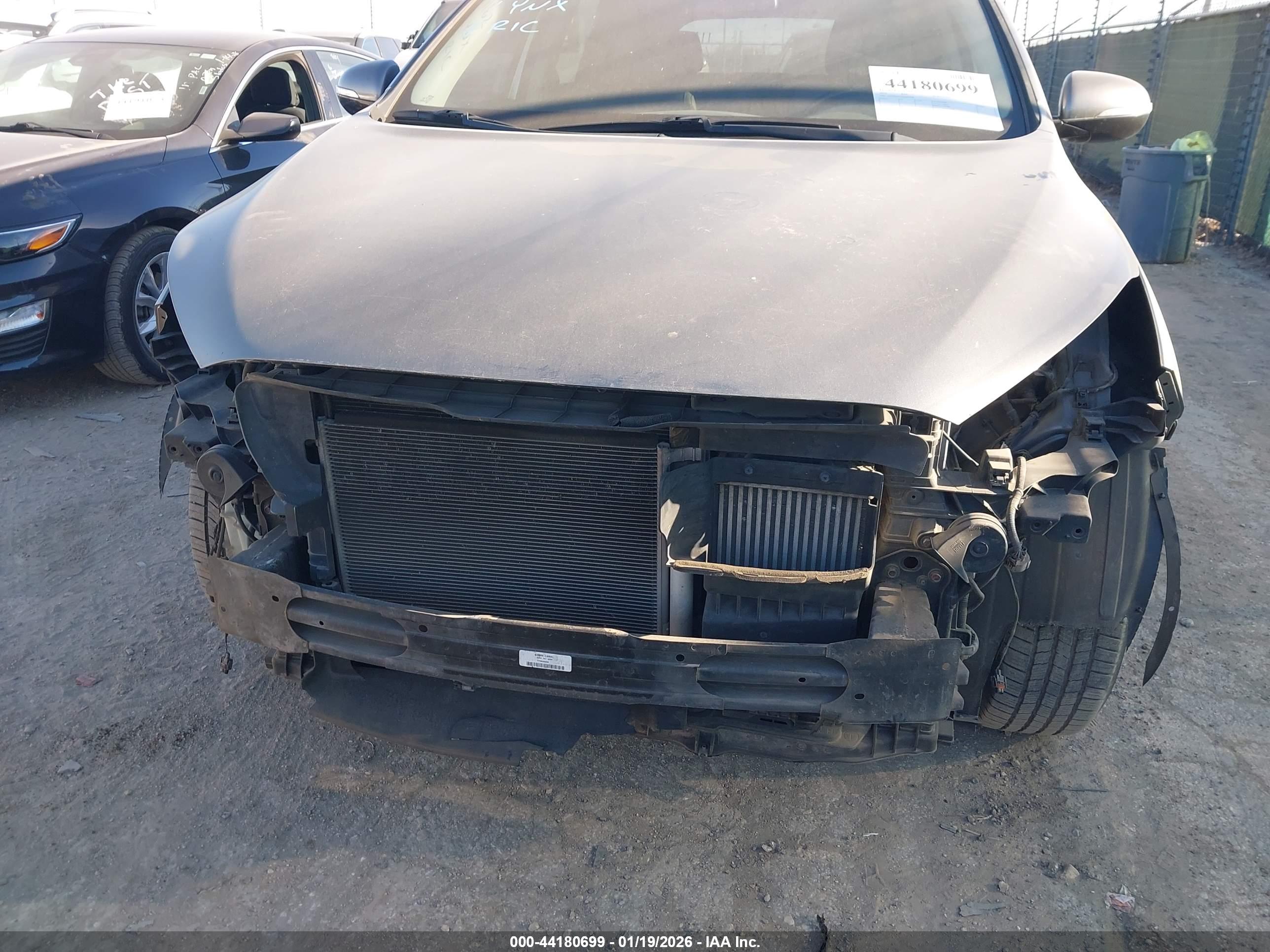 KIA SORENTO image 6