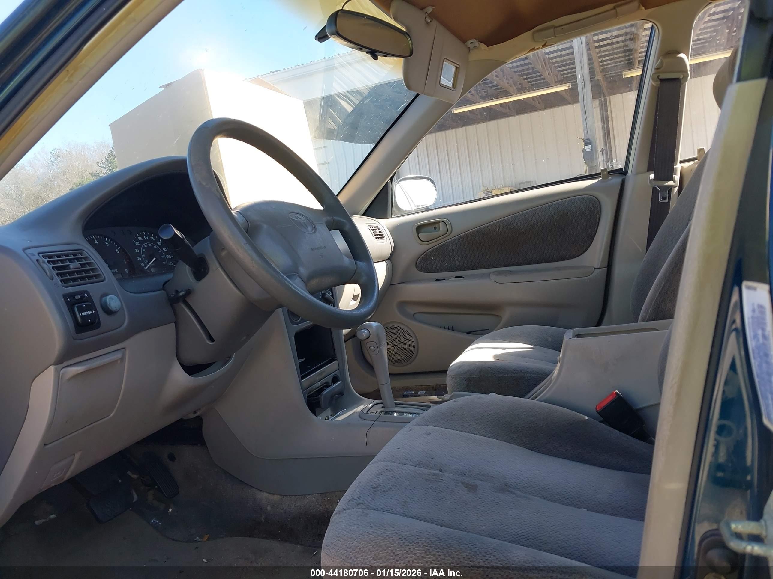 TOYOTA COROLLA image 5