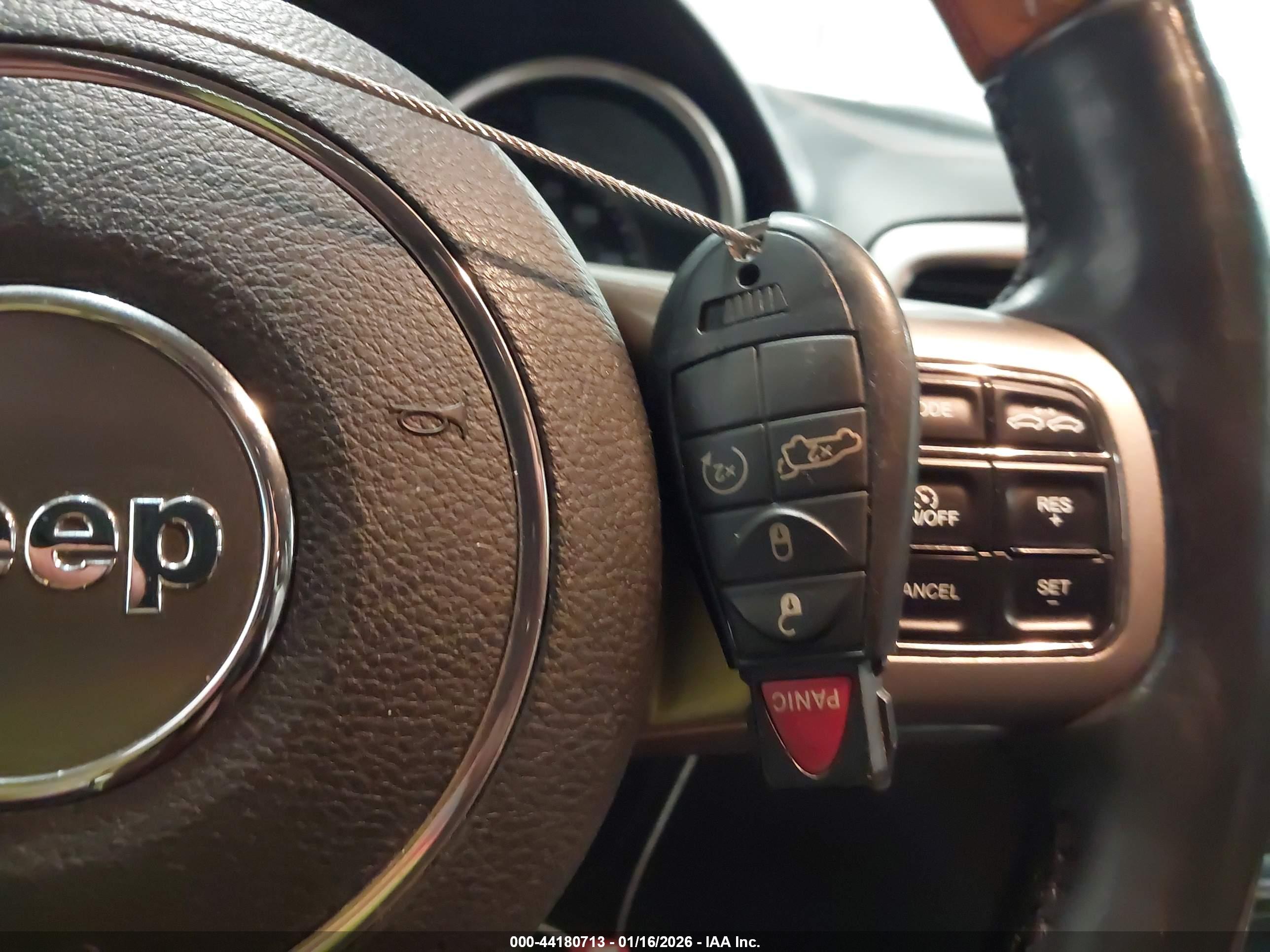 JEEP GRAND image 11