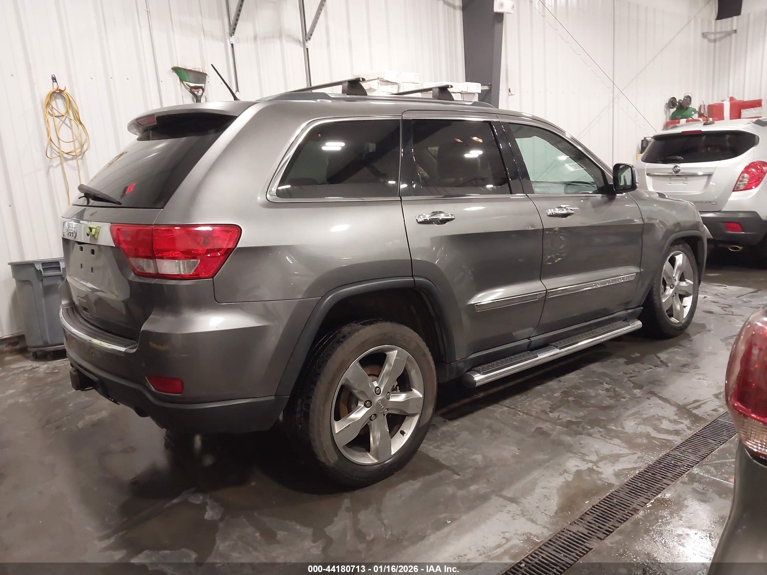 JEEP GRAND image 4