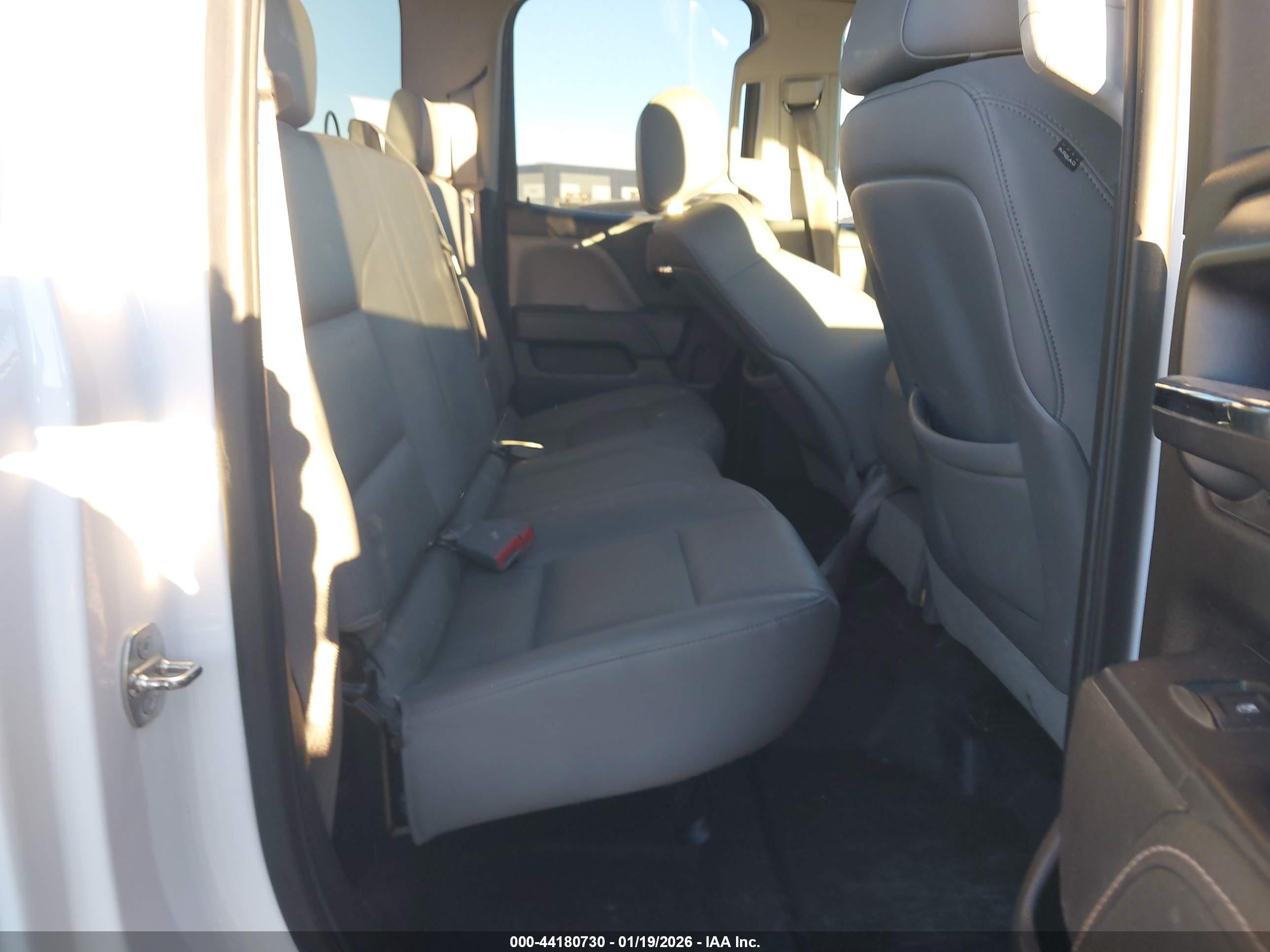 GMC SIERRA image 8