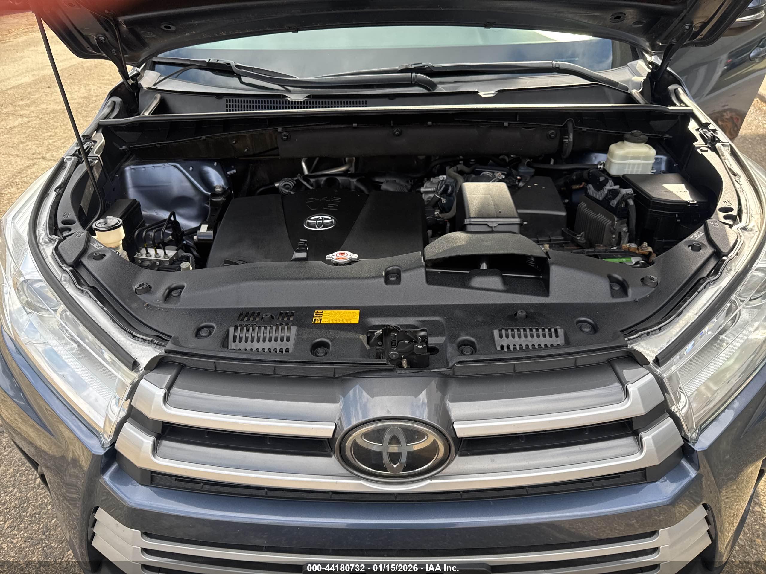 TOYOTA HIGHLANDER image 10