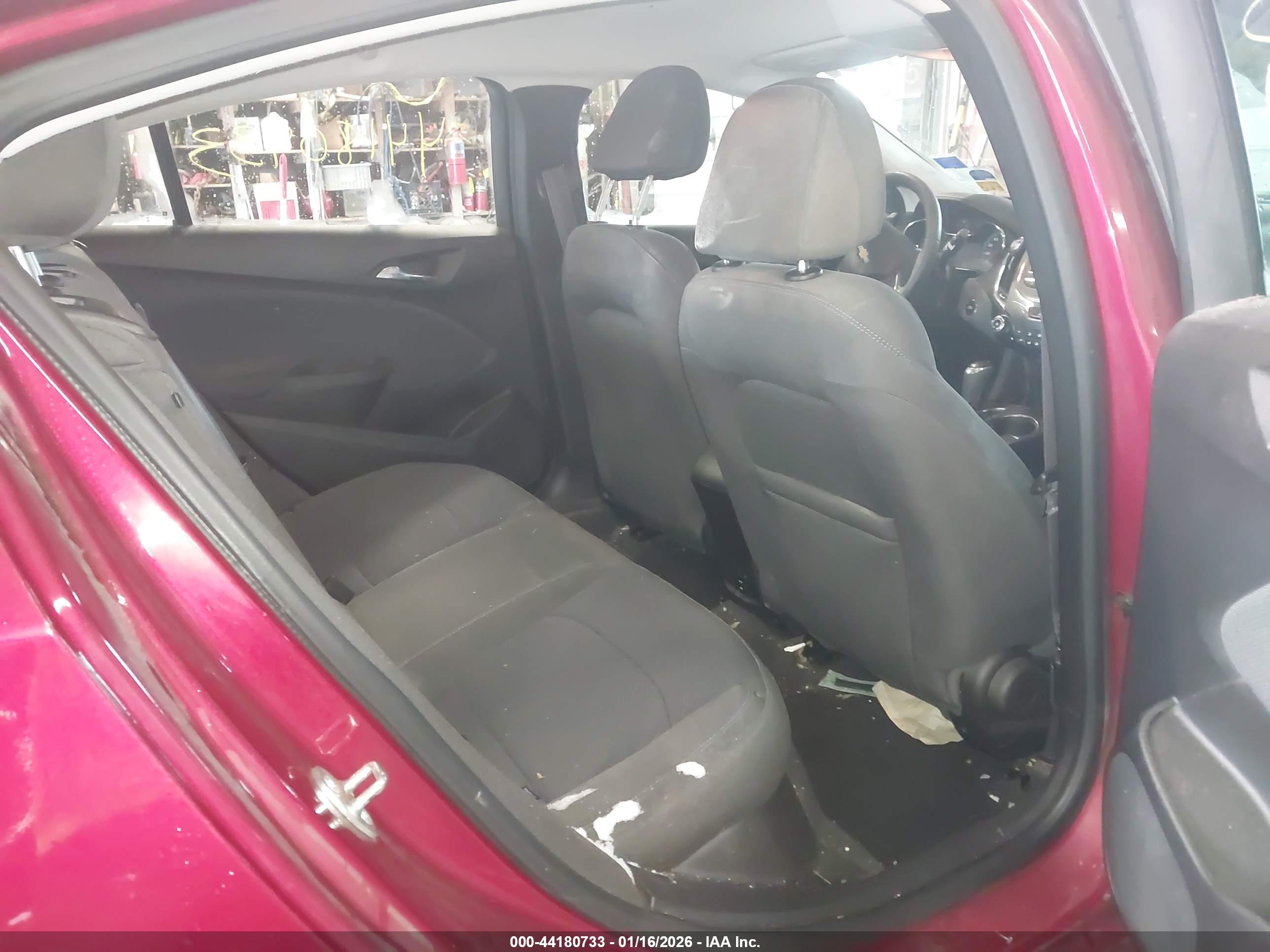 CHEVROLET CRUZE image 8
