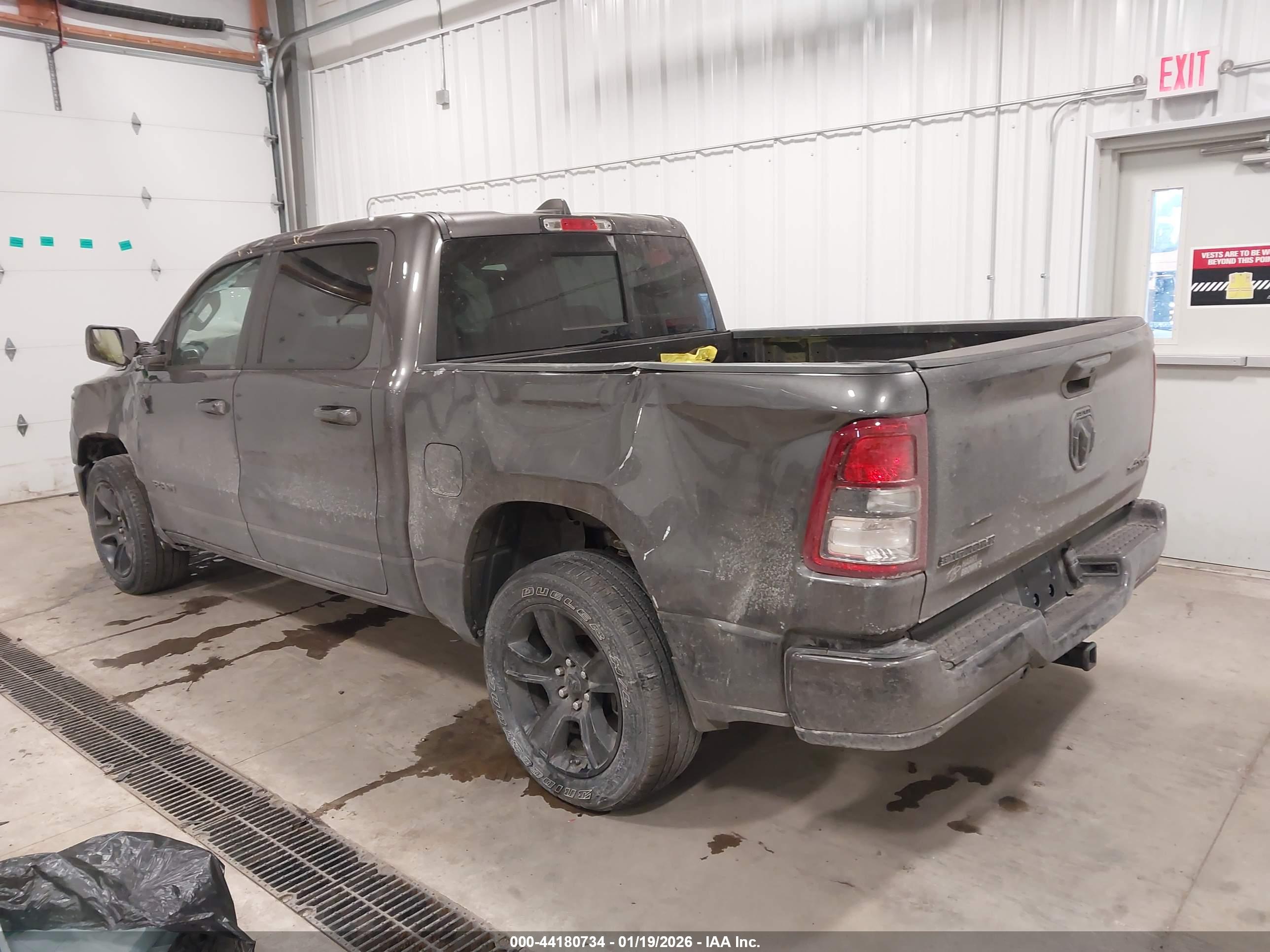 RAM 1500 image 3