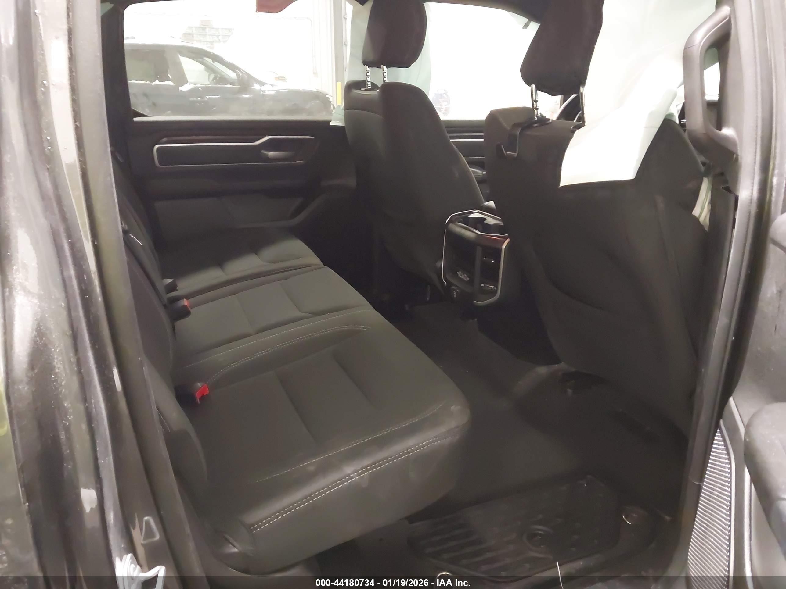 RAM 1500 image 8