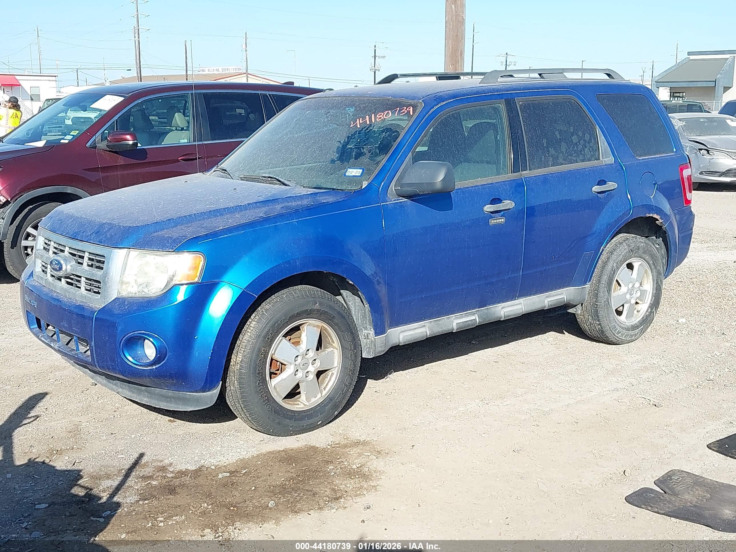 FORD ESCAPE image 2