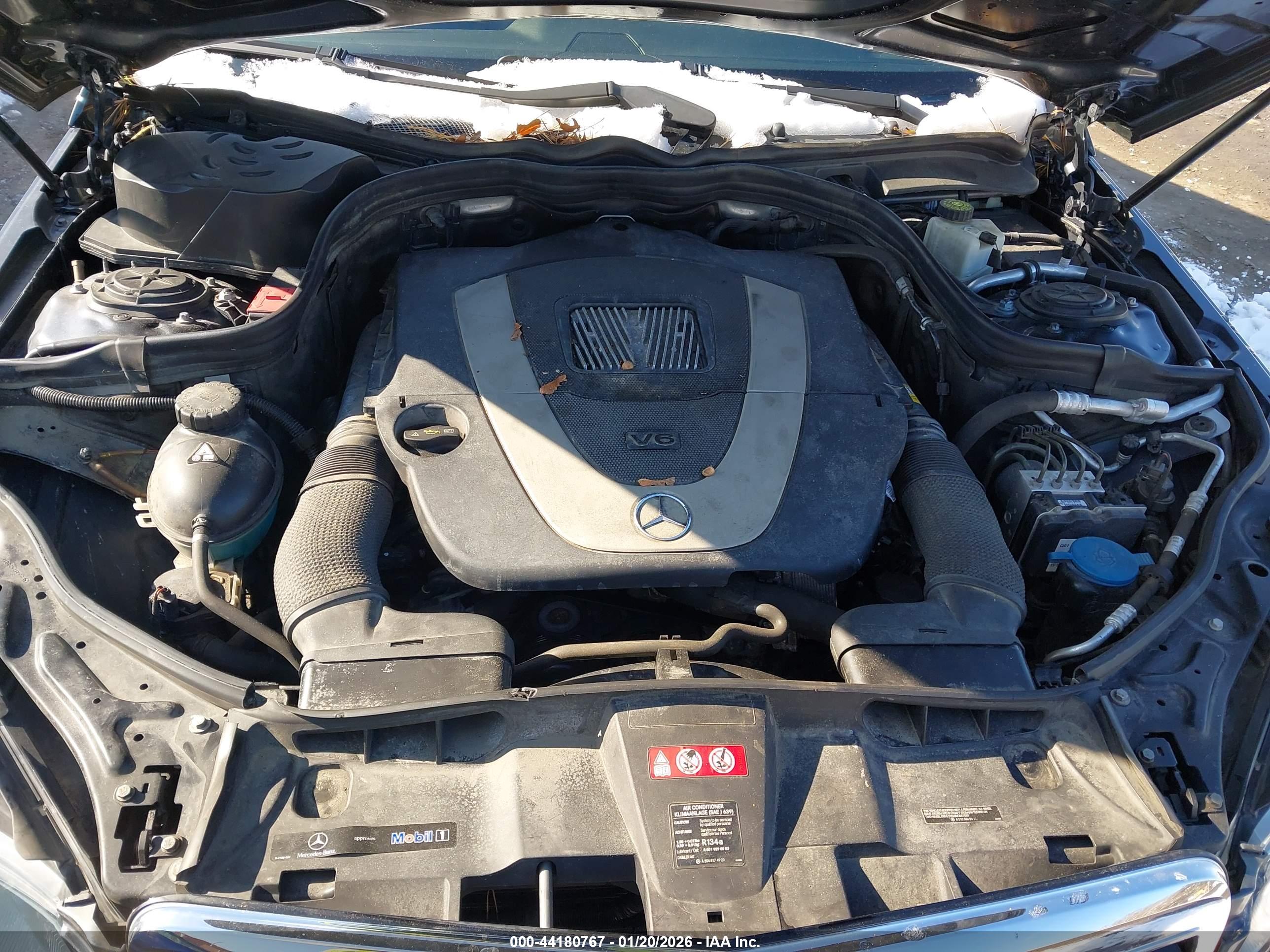 MERCEDES-BENZ E image 10