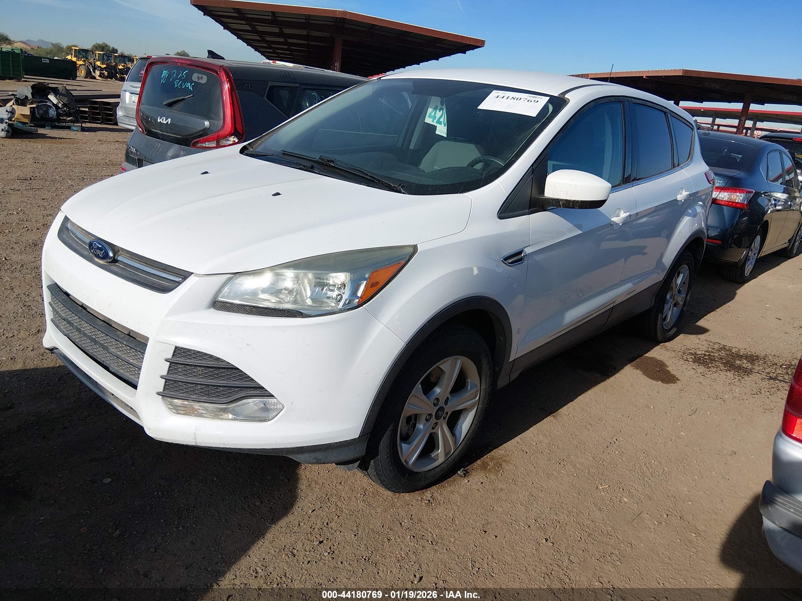 FORD ESCAPE image 2