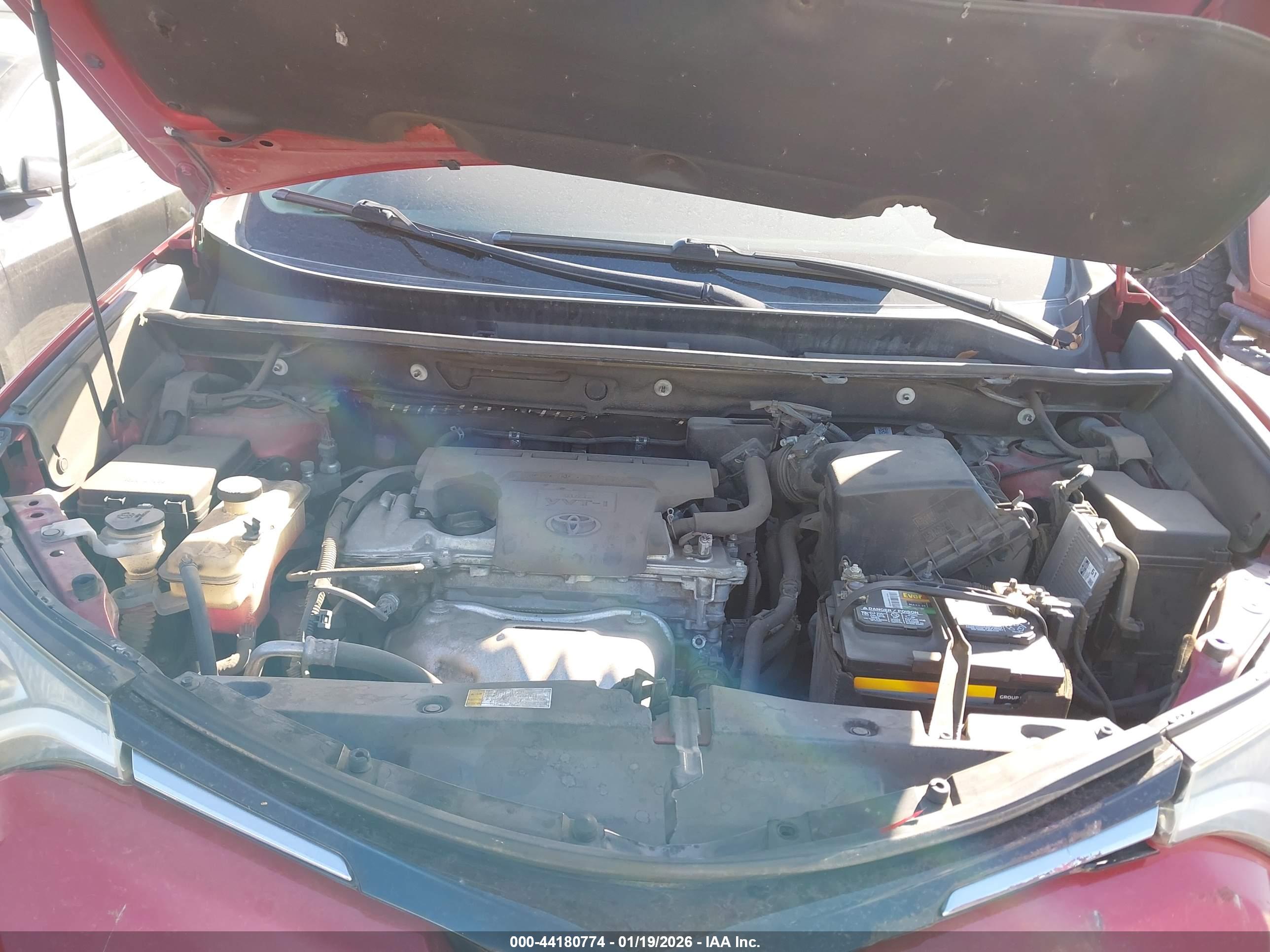 TOYOTA RAV4 image 10