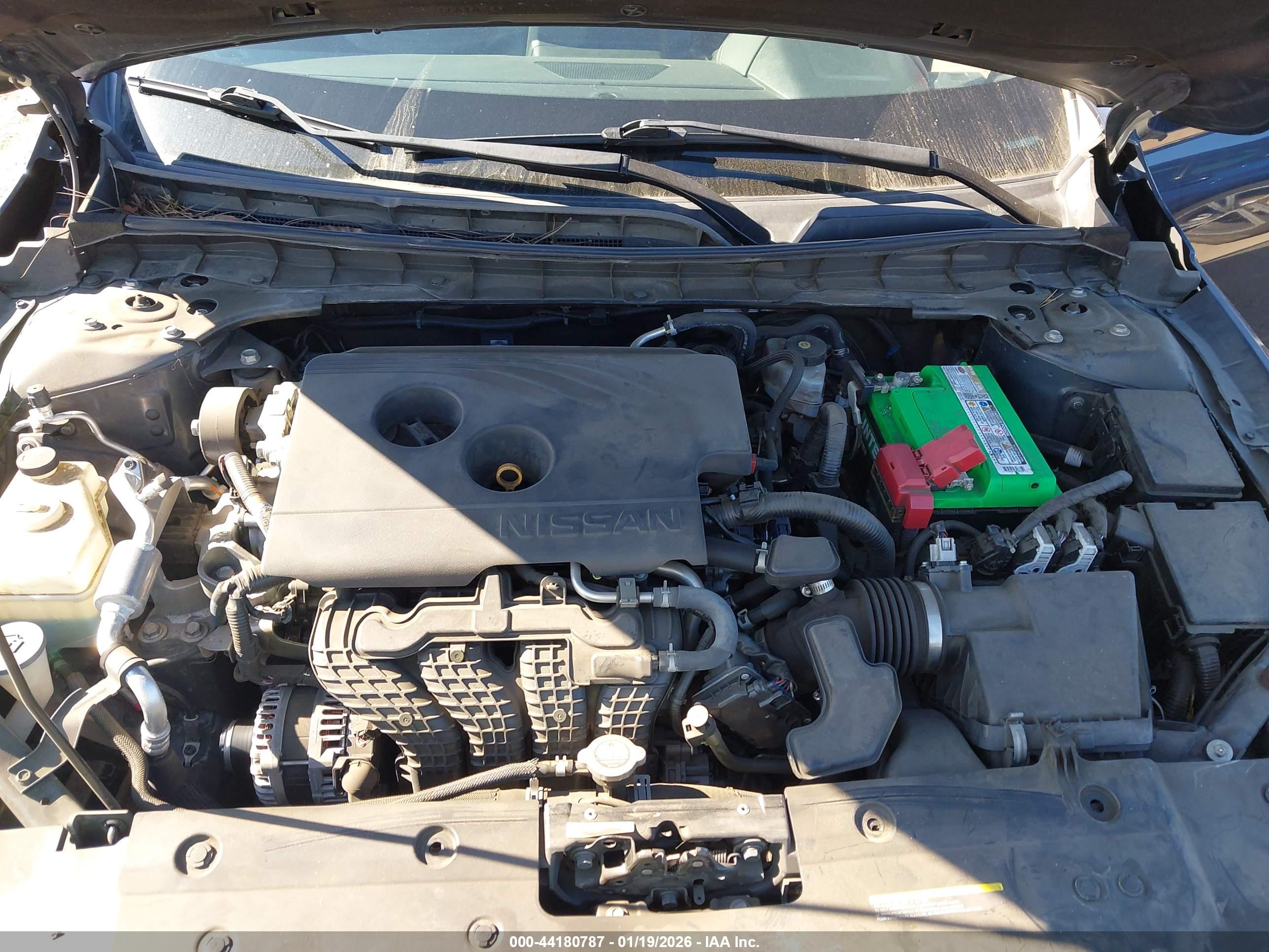 NISSAN ALTIMA image 10