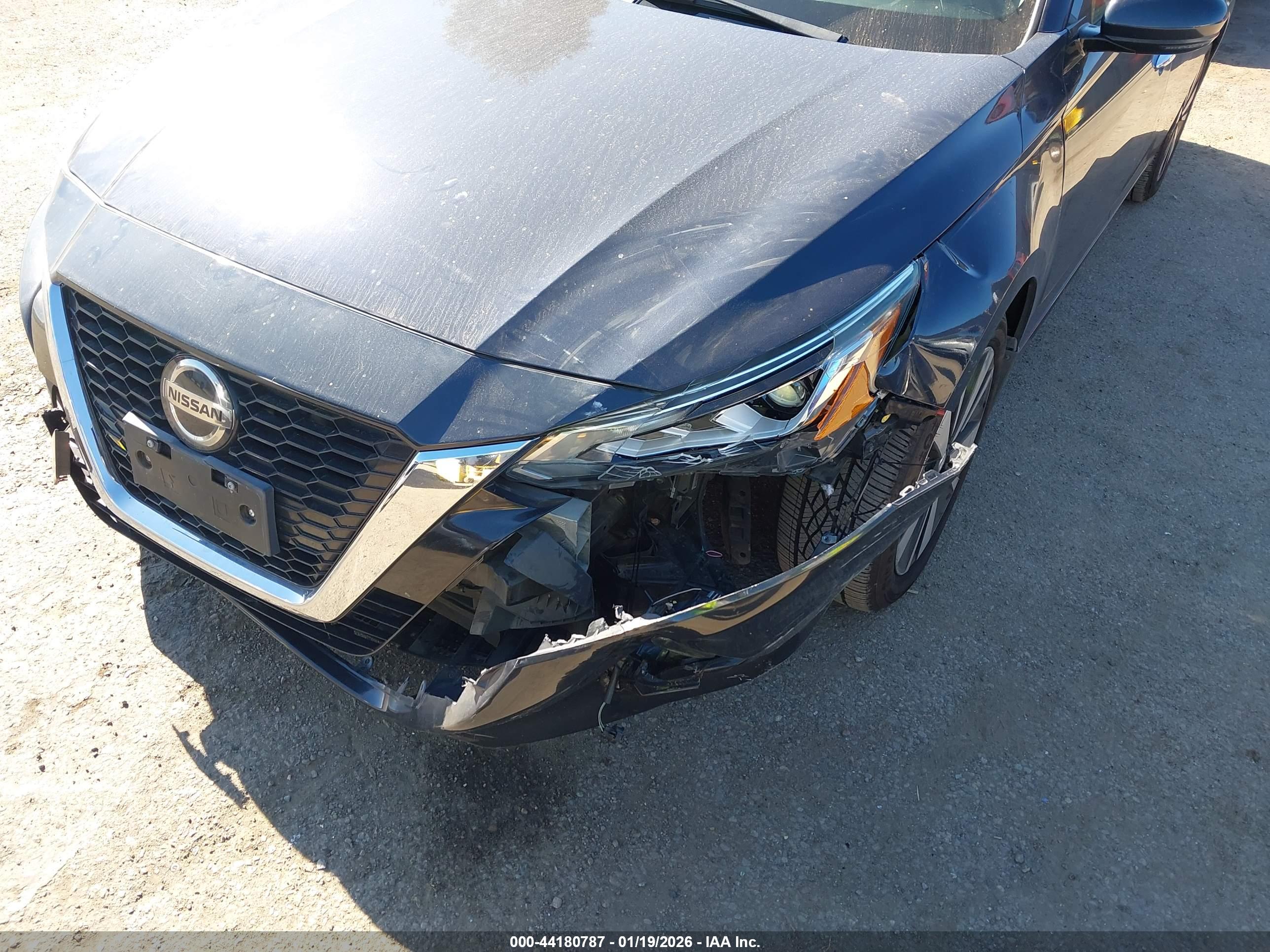 NISSAN ALTIMA image 6