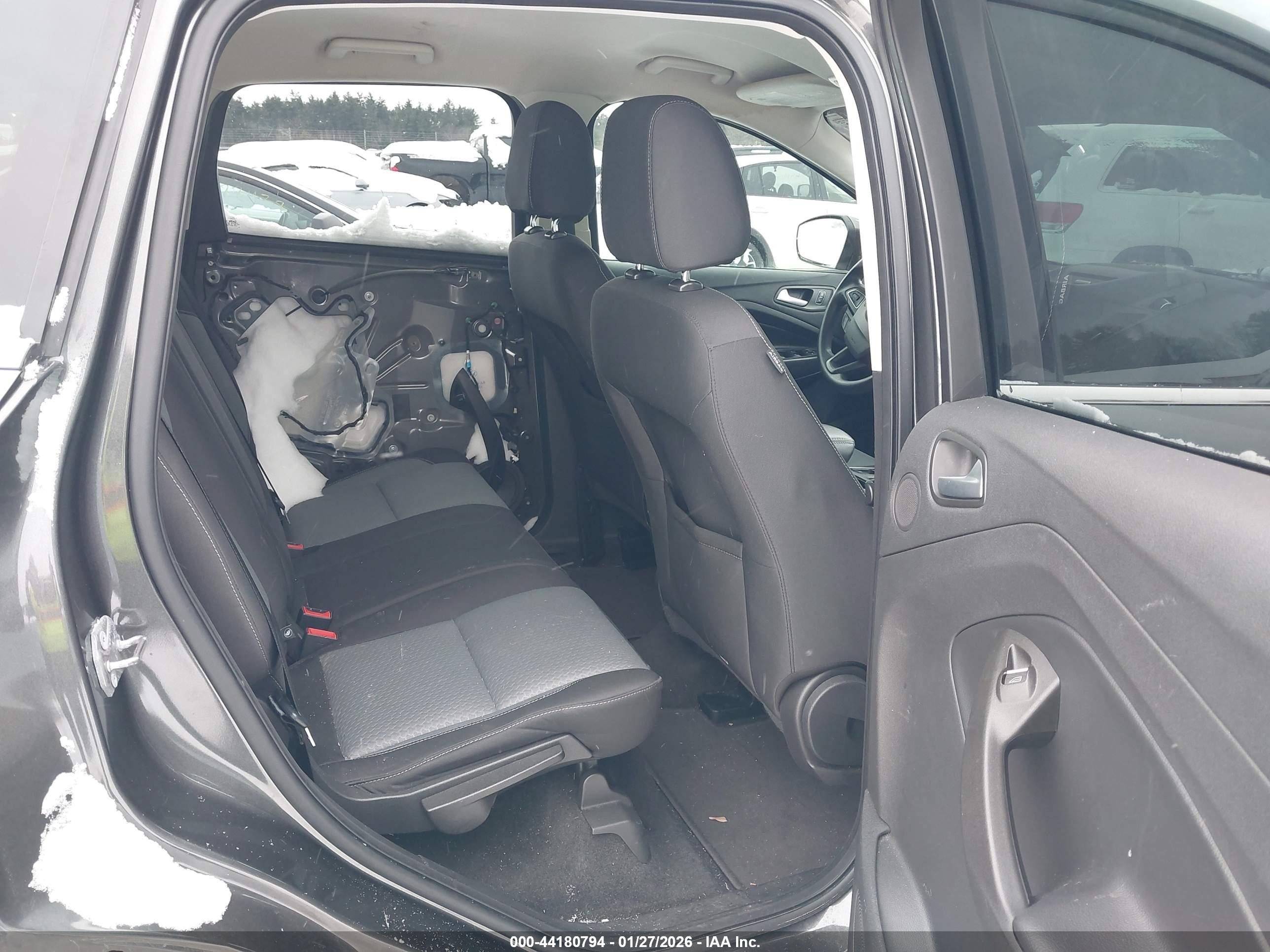FORD ESCAPE image 8
