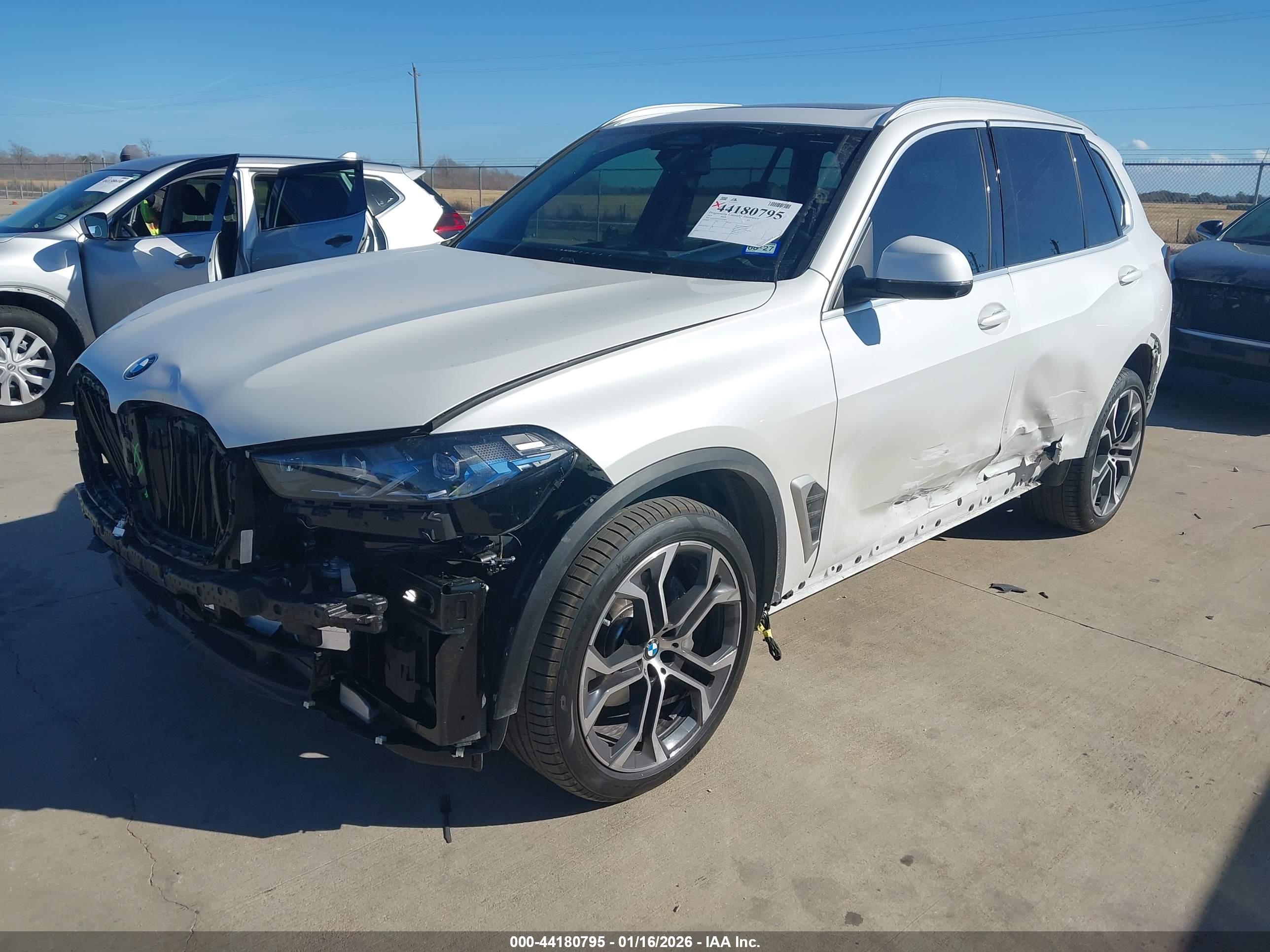 BMW X5 image 2