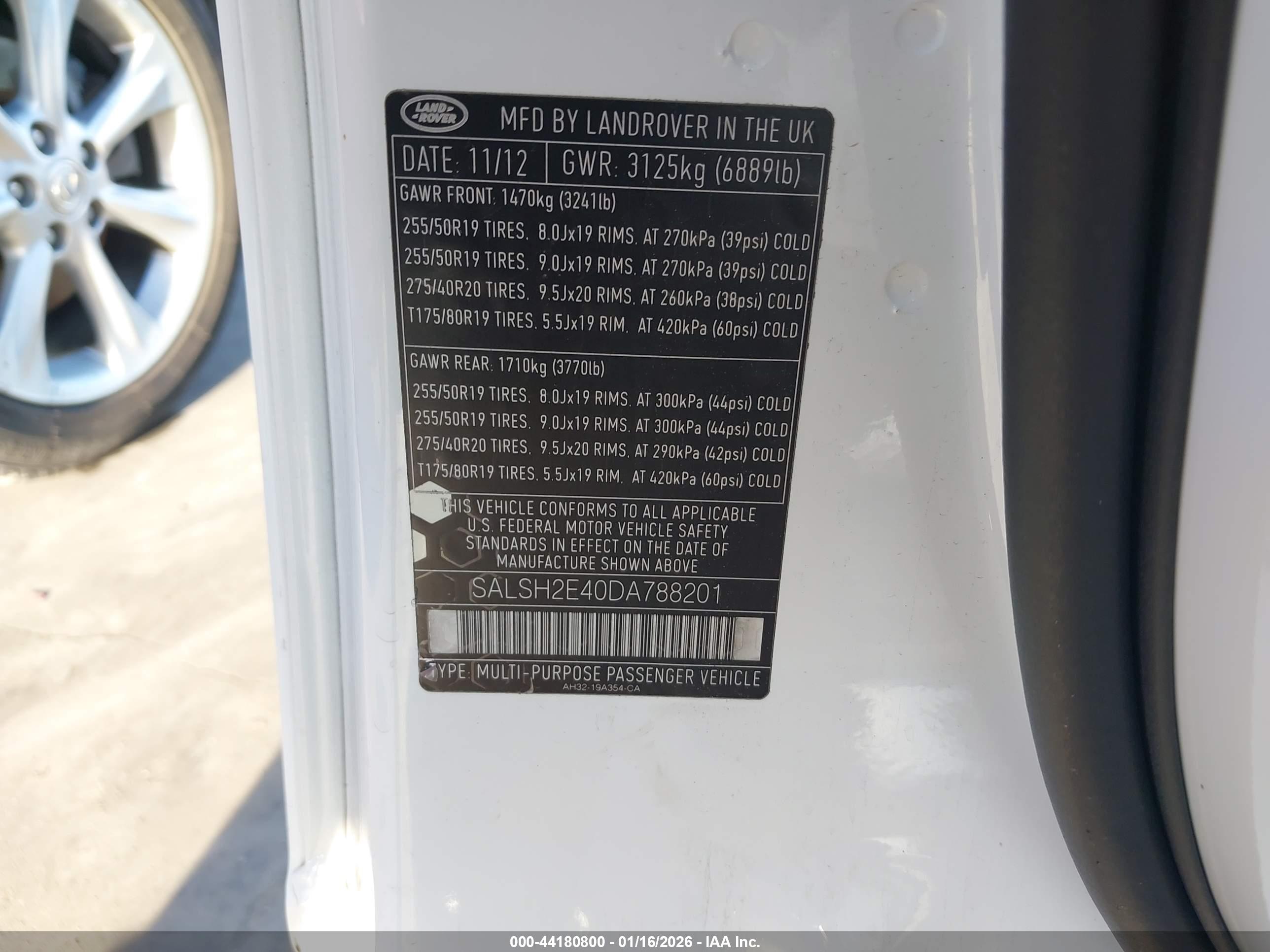 LAND ROVER image 9