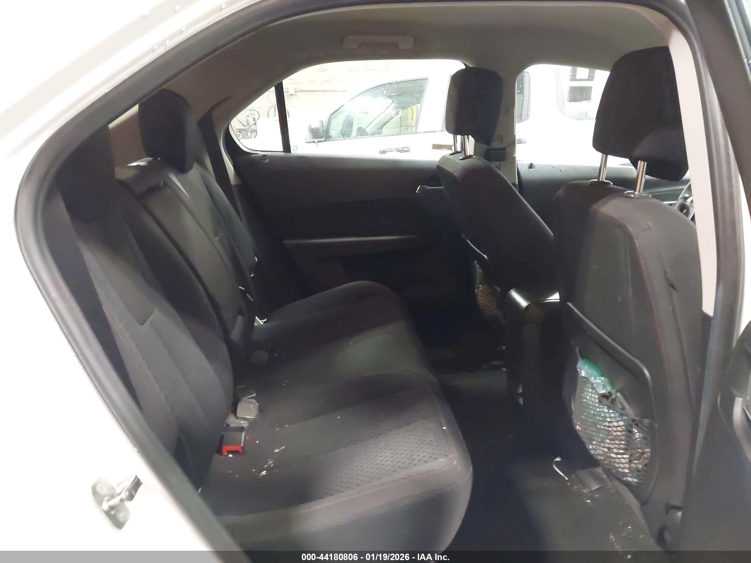 CHEVROLET EQUINOX image 8