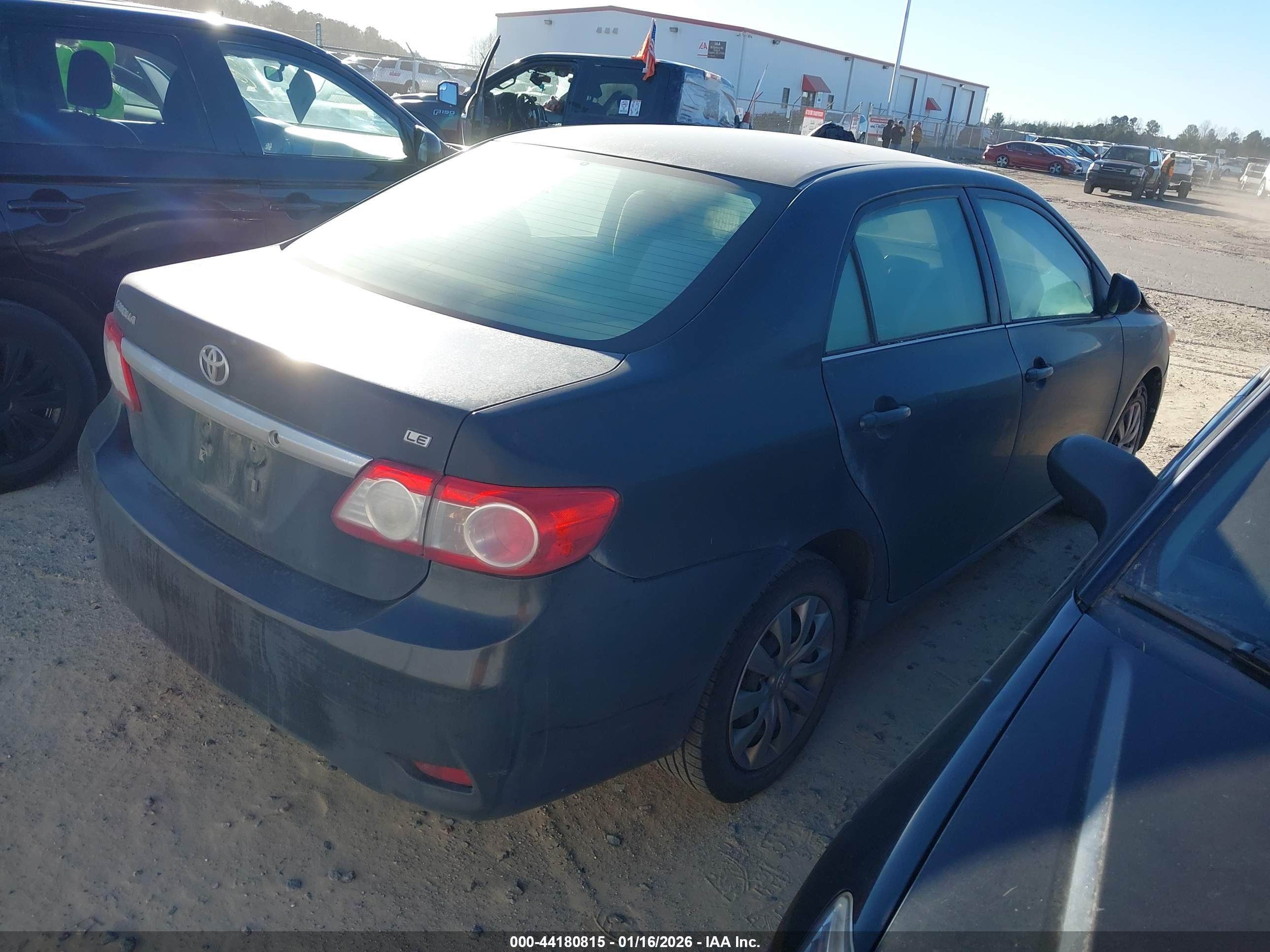 TOYOTA COROLLA image 4