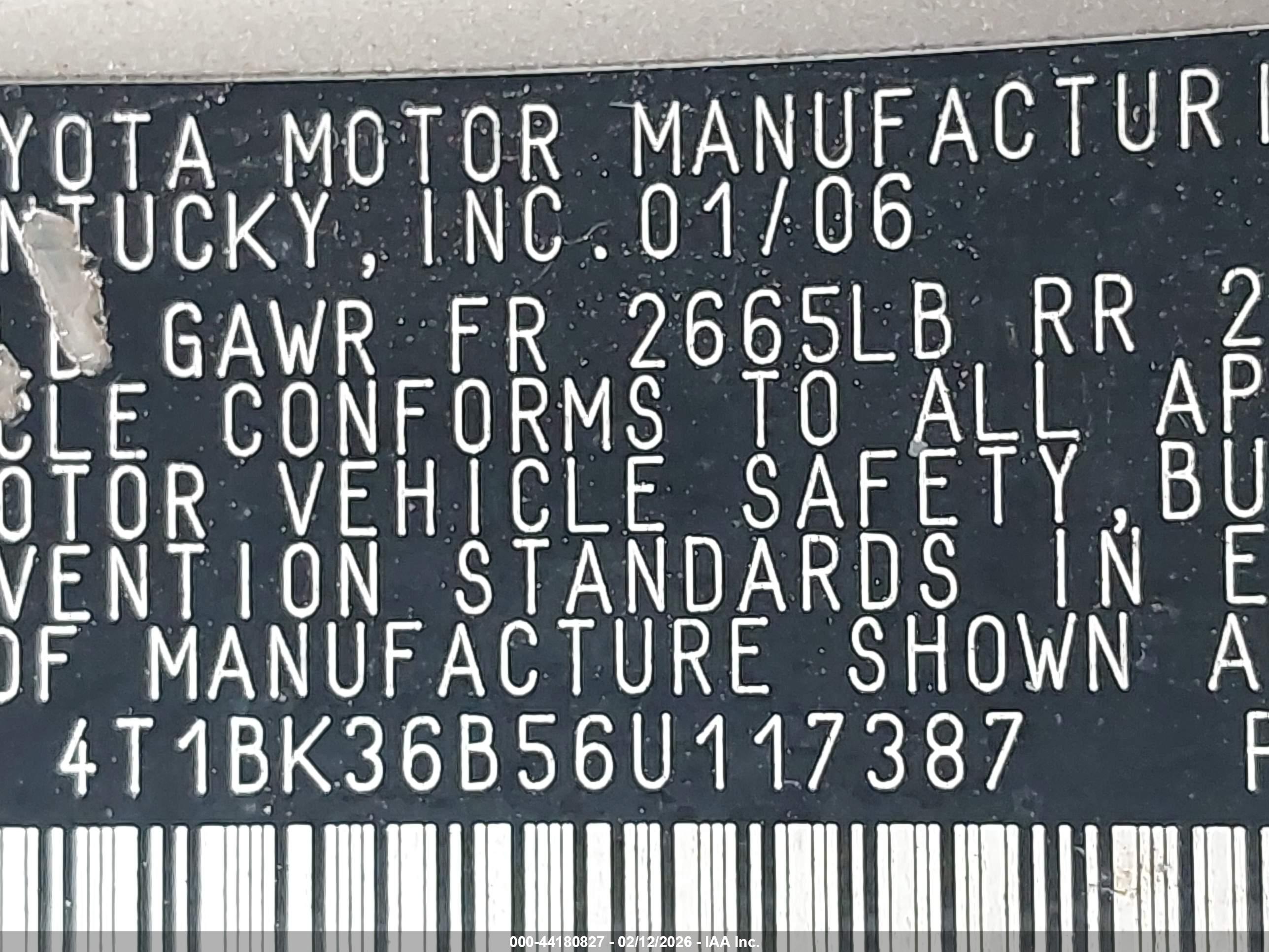TOYOTA AVALON image 9