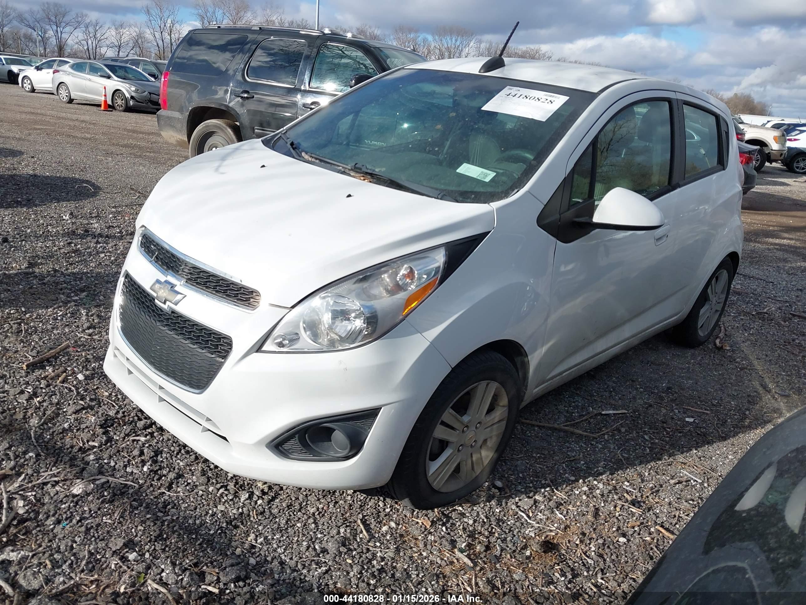 CHEVROLET SPARK image 2