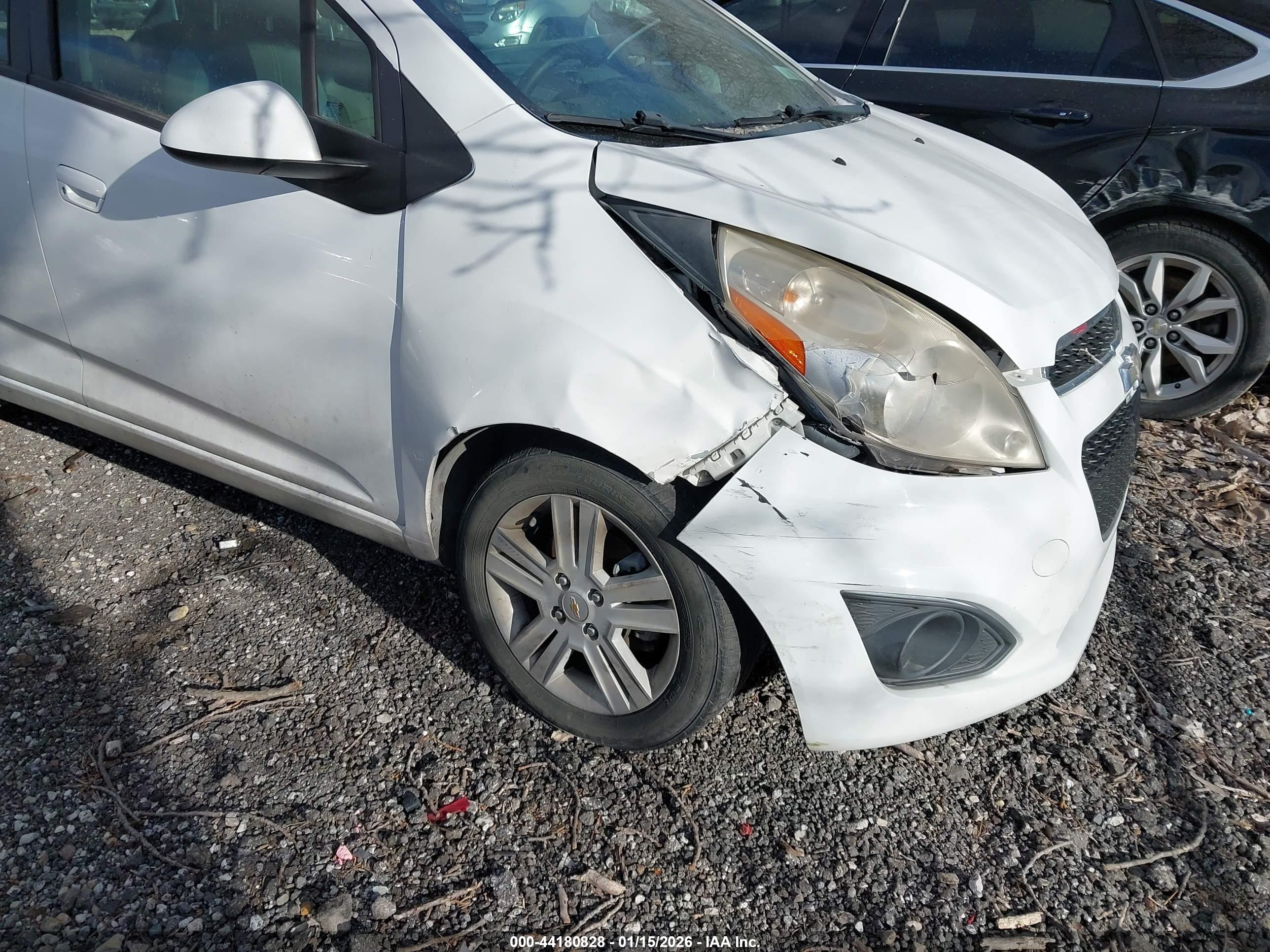 CHEVROLET SPARK image 6