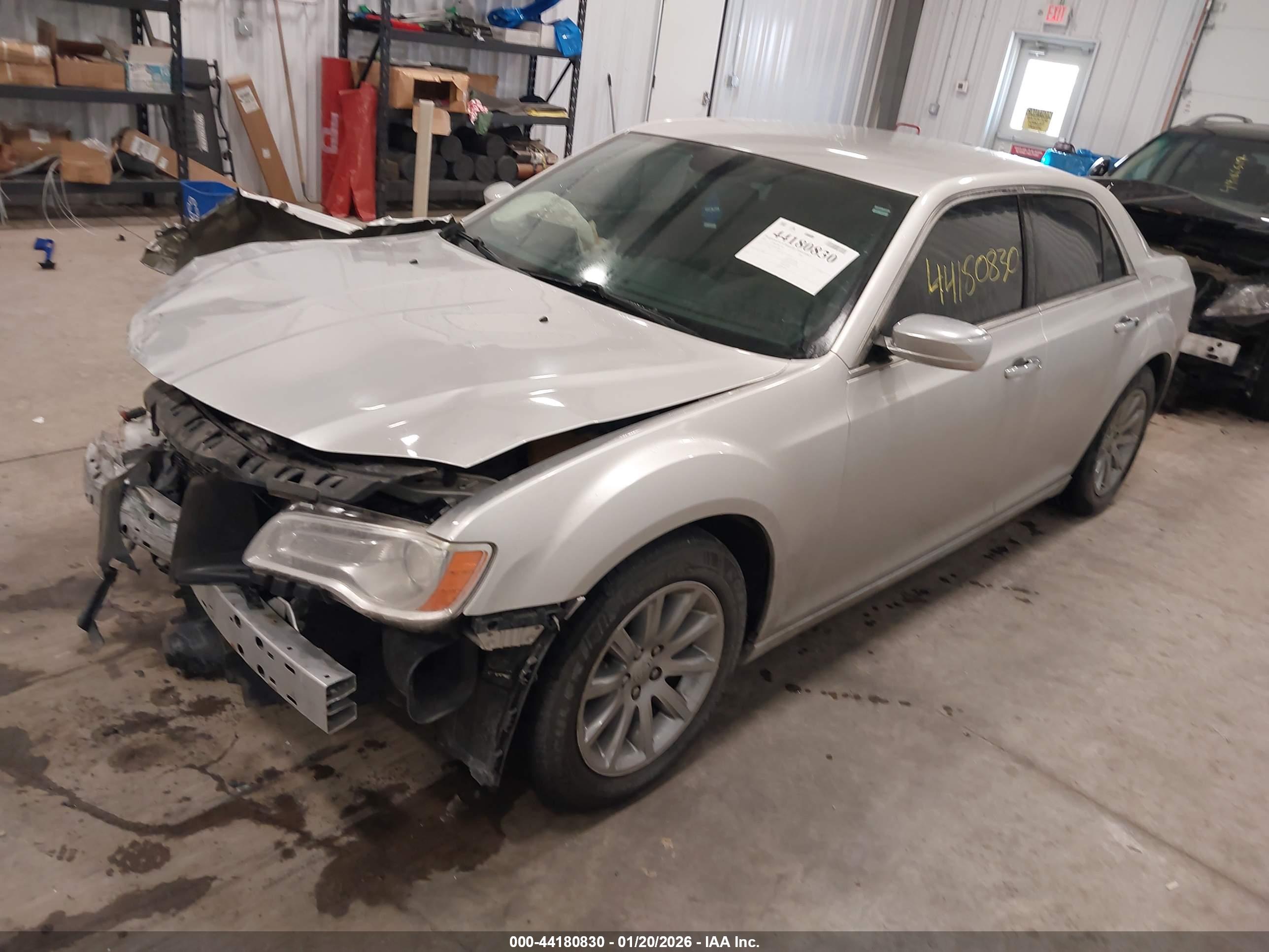 CHRYSLER 300 image 2