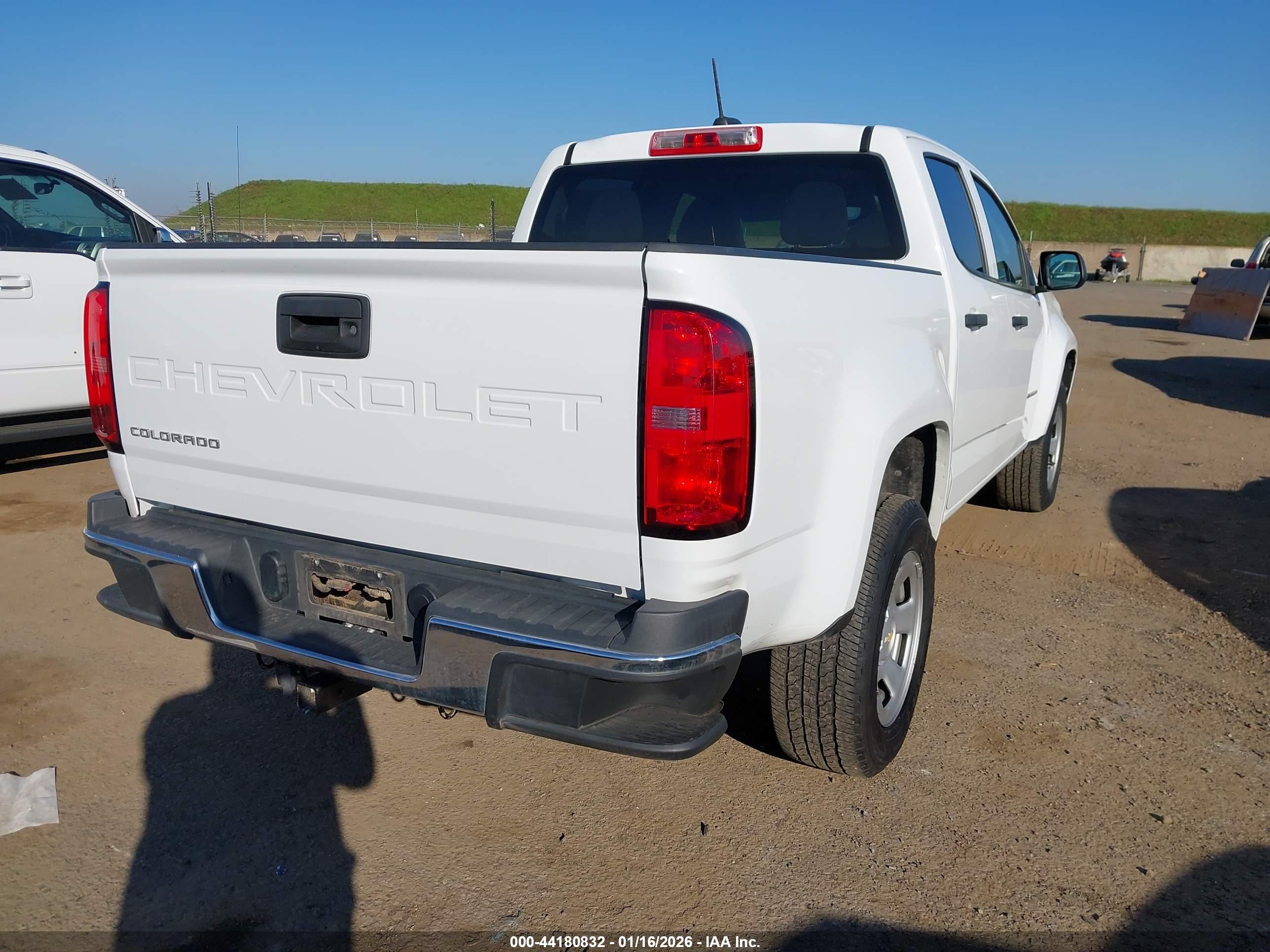 CHEVROLET COLORADO image 4