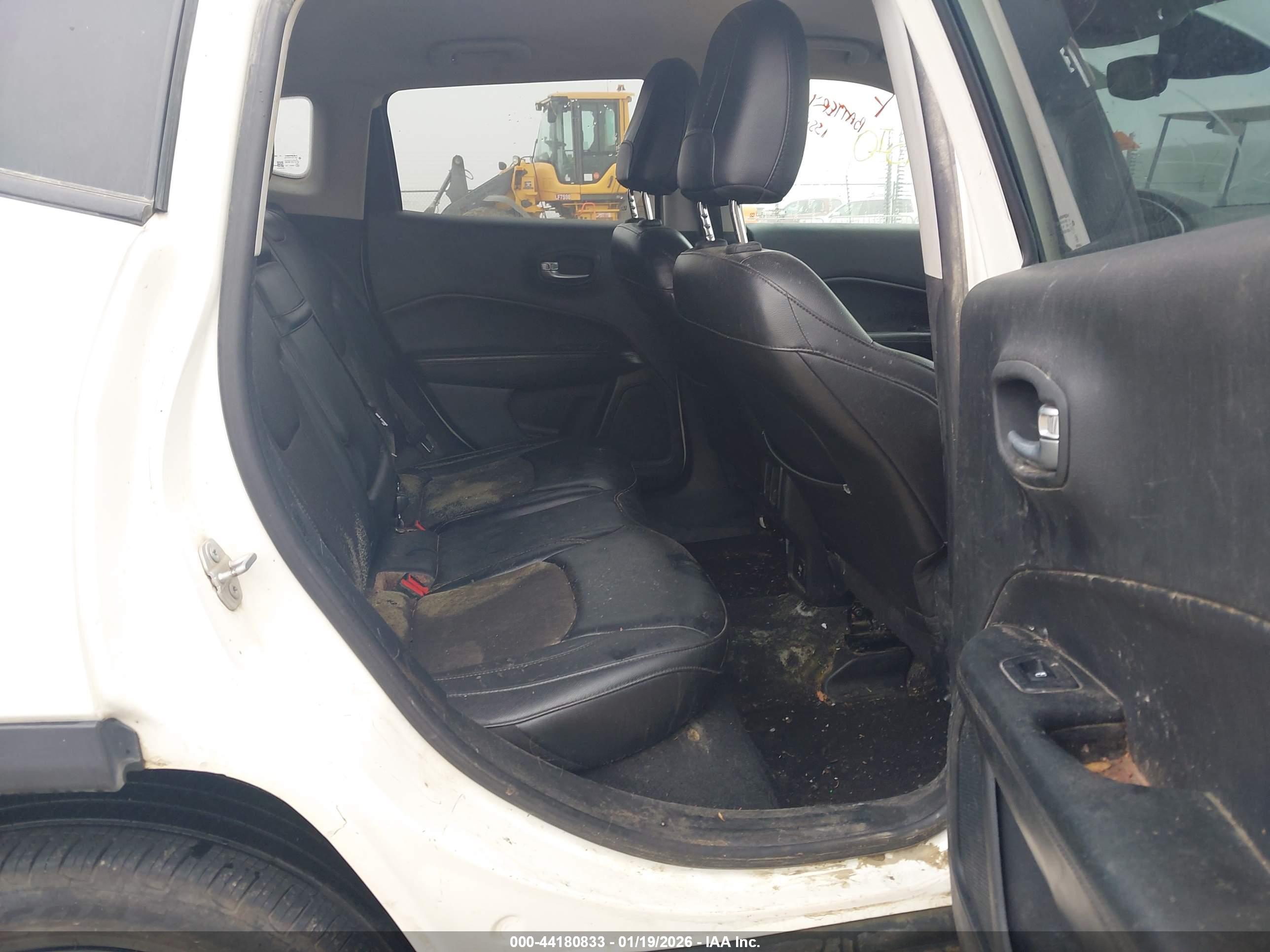 JEEP COMPASS image 8