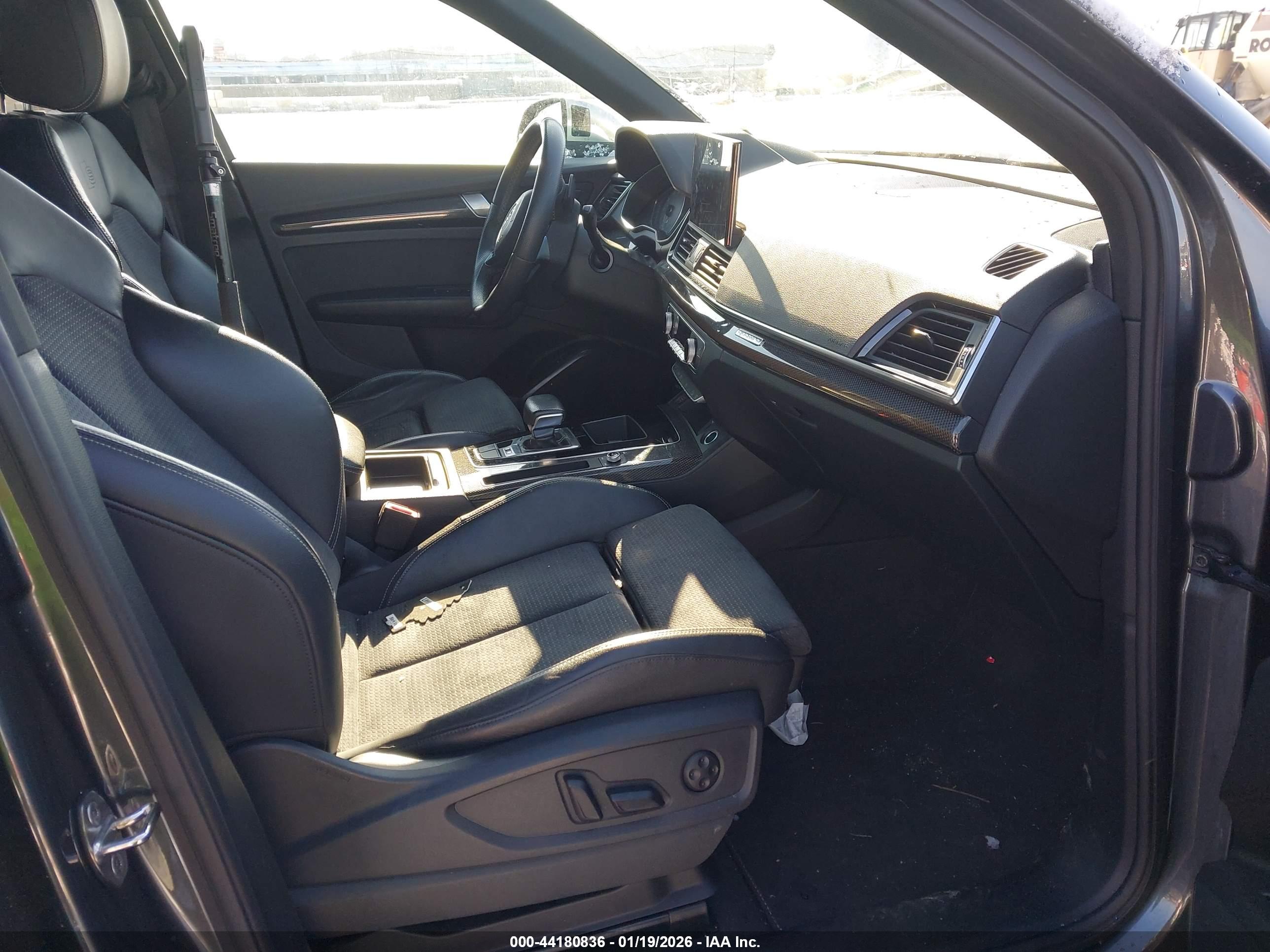 AUDI SQ5 image 5
