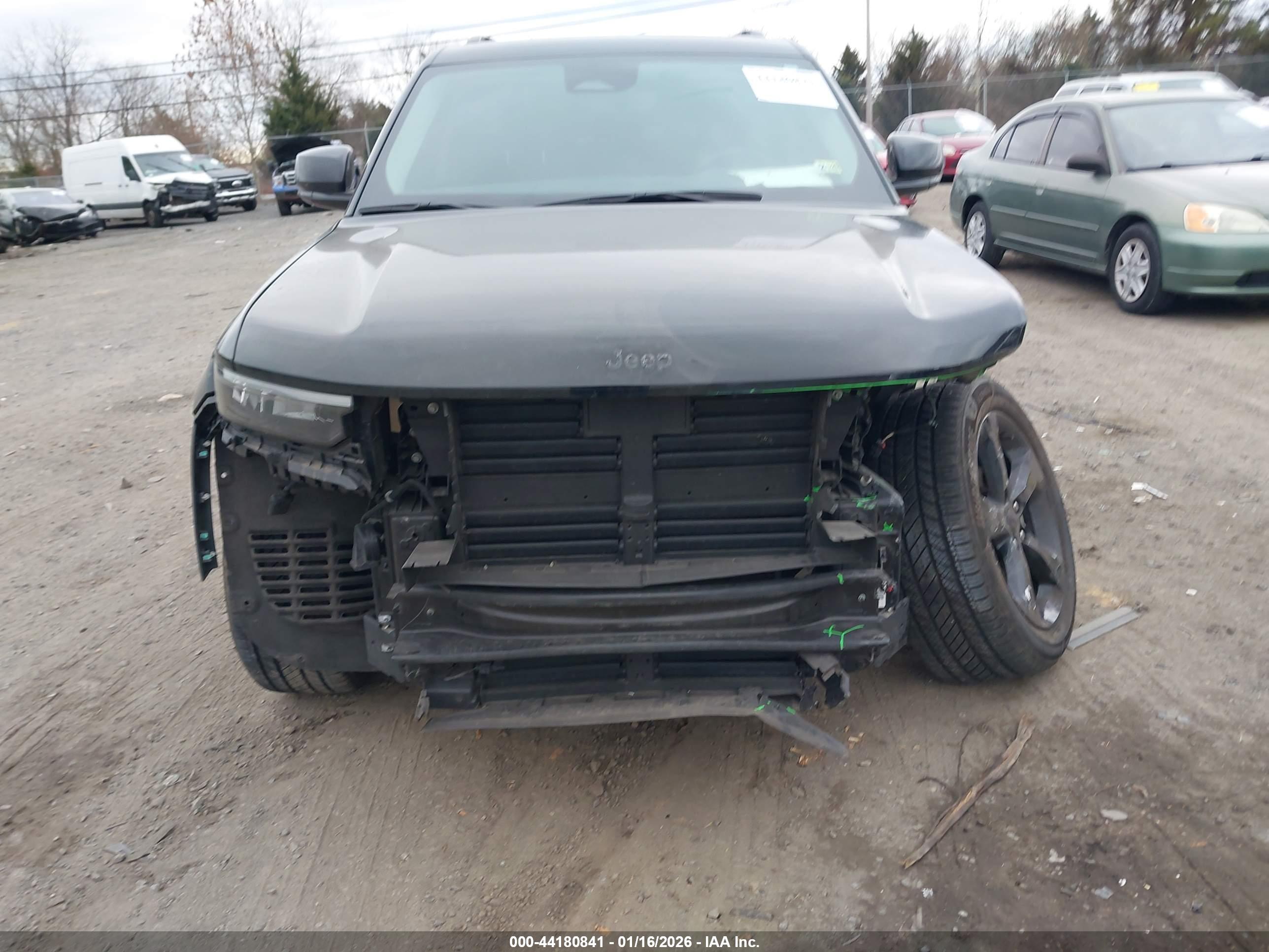 JEEP GRAND image 6
