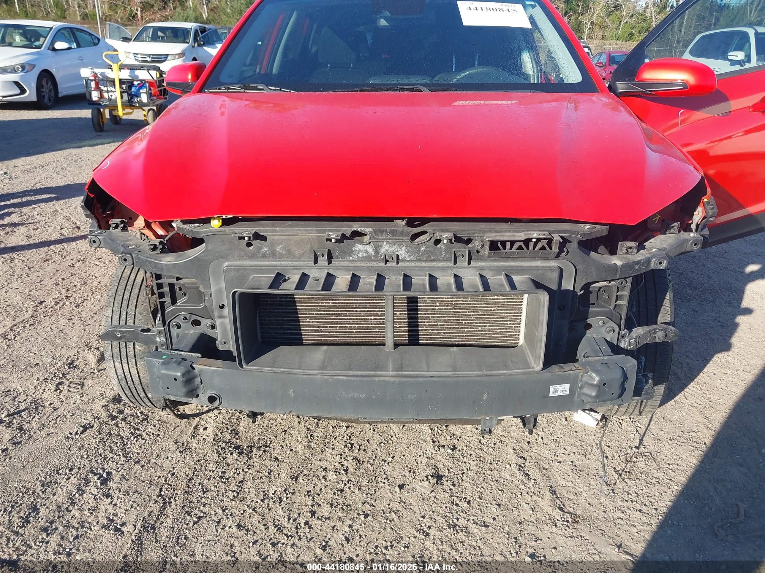 HYUNDAI KONA image 6